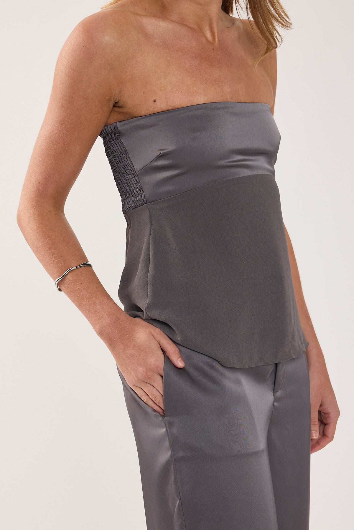 Perfect Stranger Ellie Satin Mid Rise Pants Charcoal