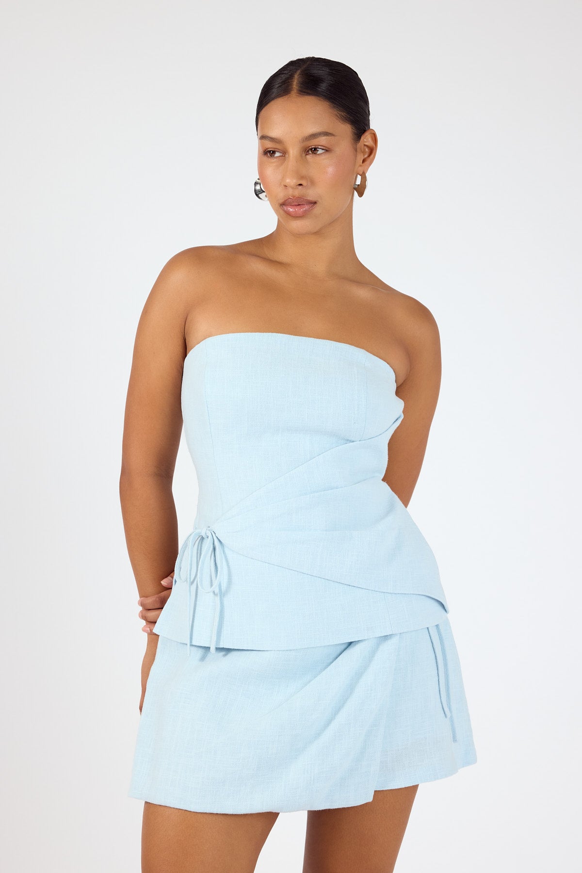 Perfect Stranger Maris Strapless Linen Top Light Blue