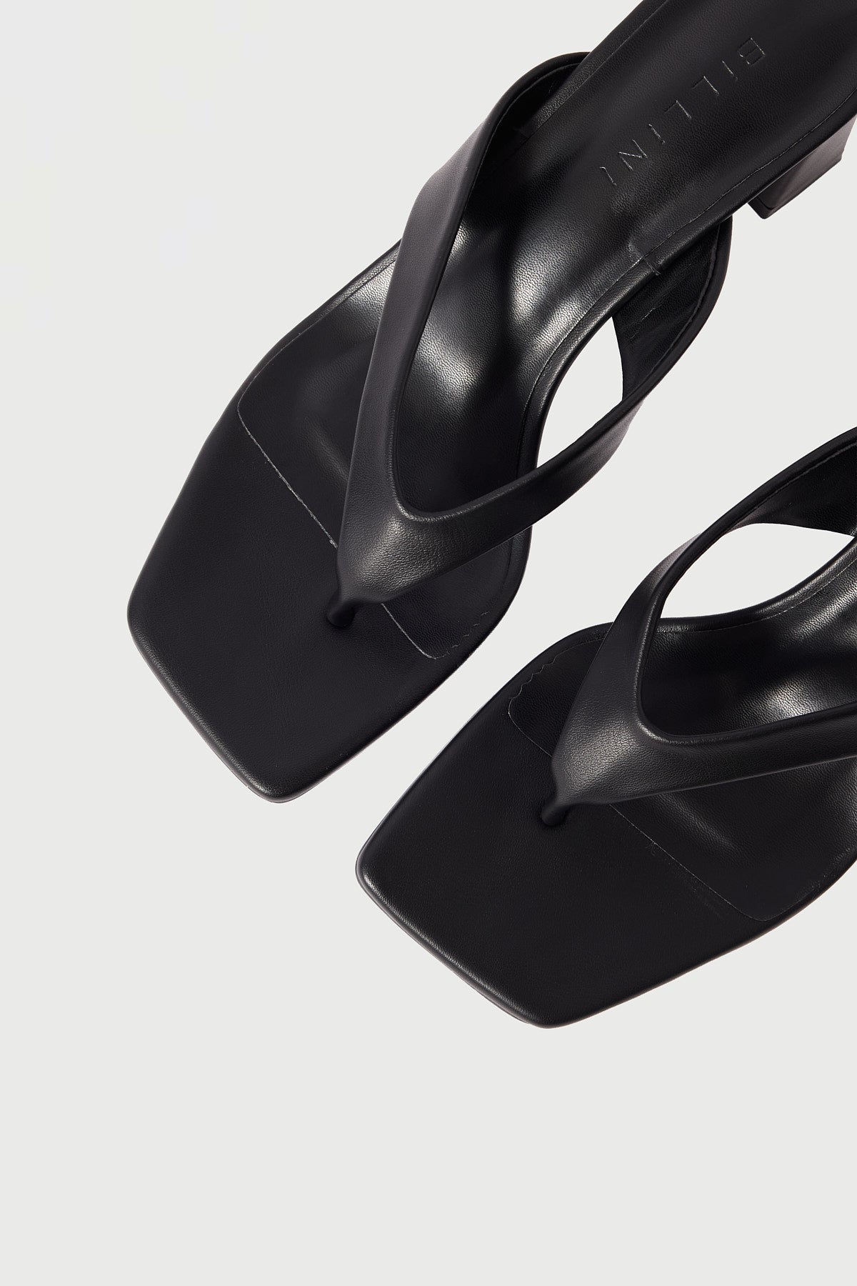 Billini Neriah Thong Heel Black