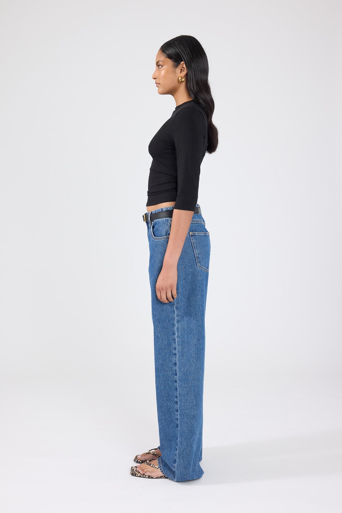 Perfect Stranger Classic 3/4 Sleeve T-shirt Black