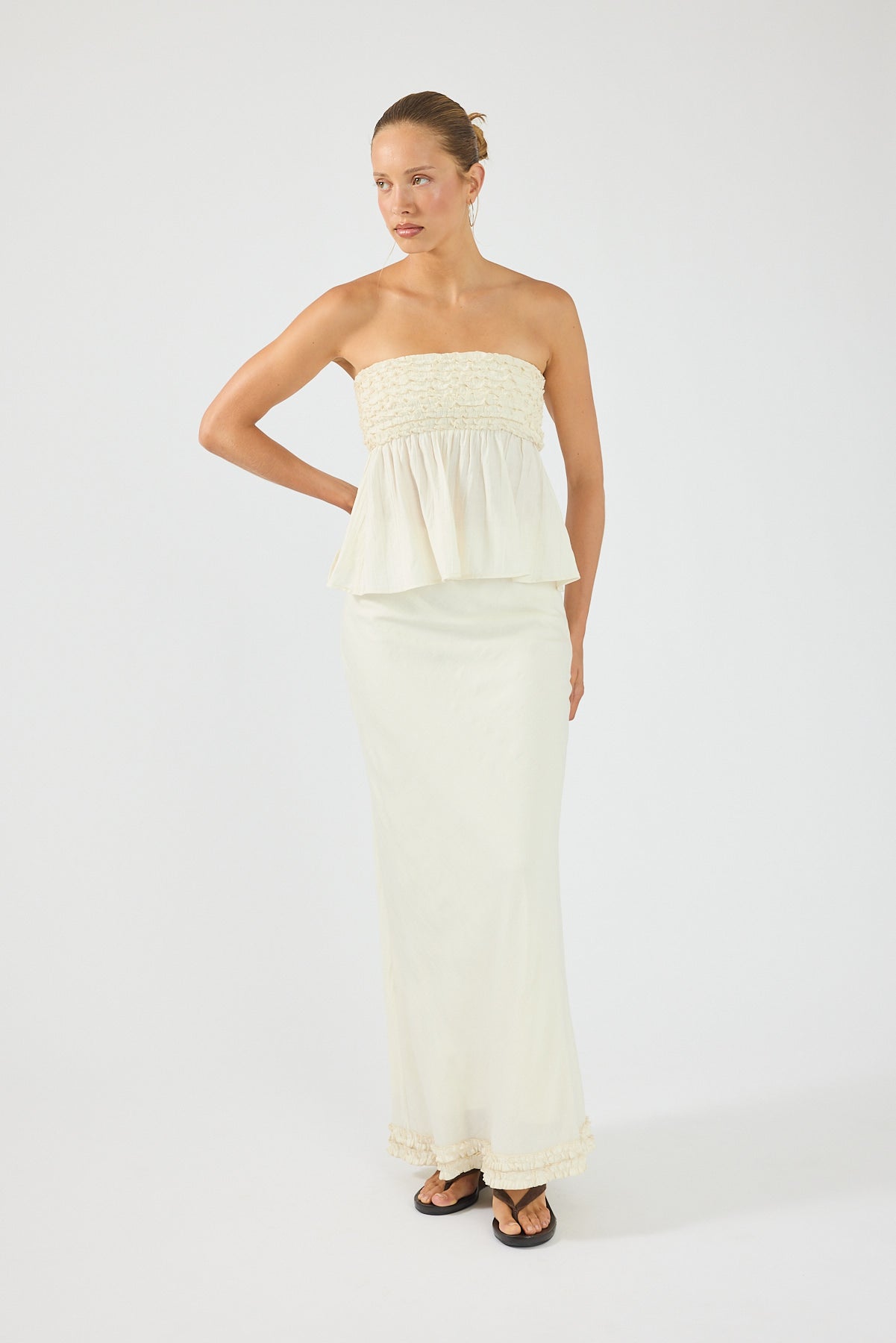 Perfect Stranger Jada Frill Strapless Top Off White