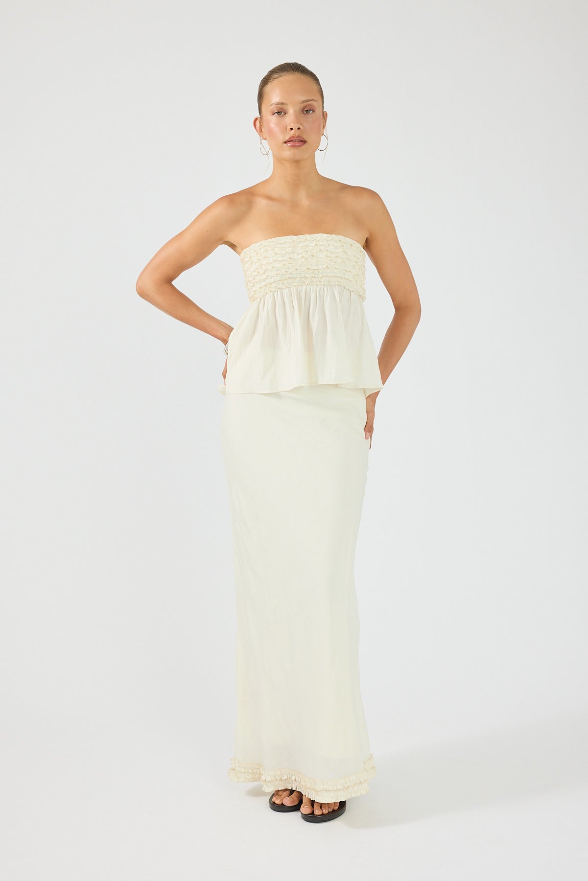 Perfect Stranger Jada Frill Strapless Top Off White
