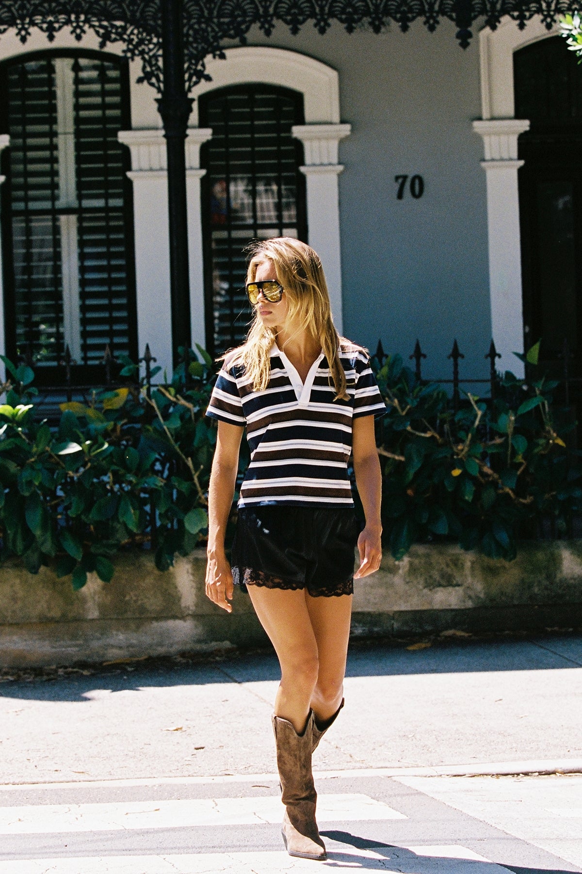 Perfect Stranger Aino Lace Shorts Black