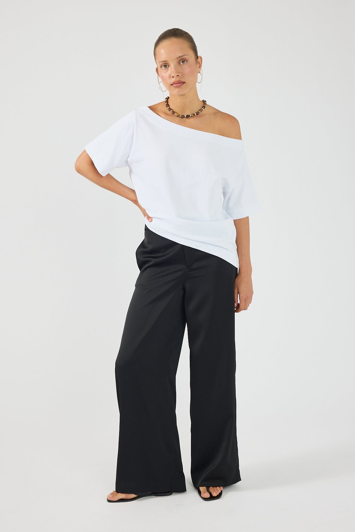 Perfect Stranger Ellie Satin Mid Rise Pants Black