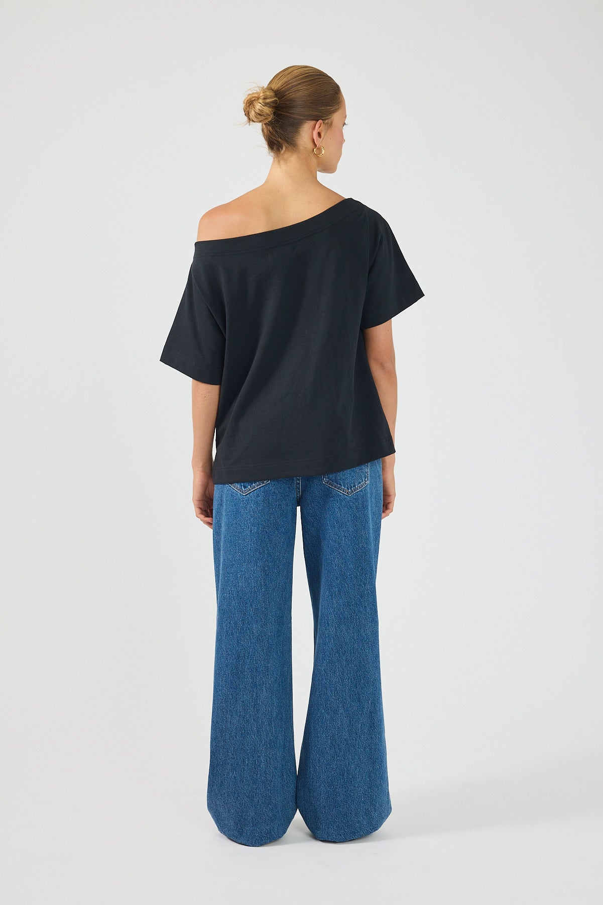 Perfect Stranger Oversized Boat Neck Tee Black