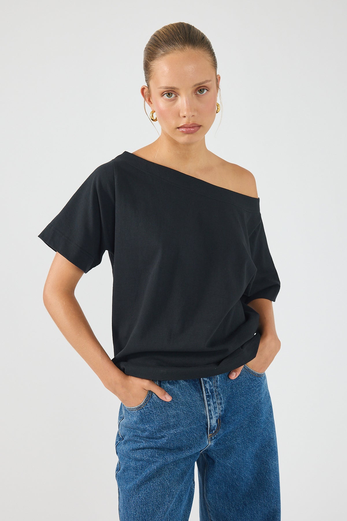 Perfect Stranger Oversized Boat Neck Tee Black