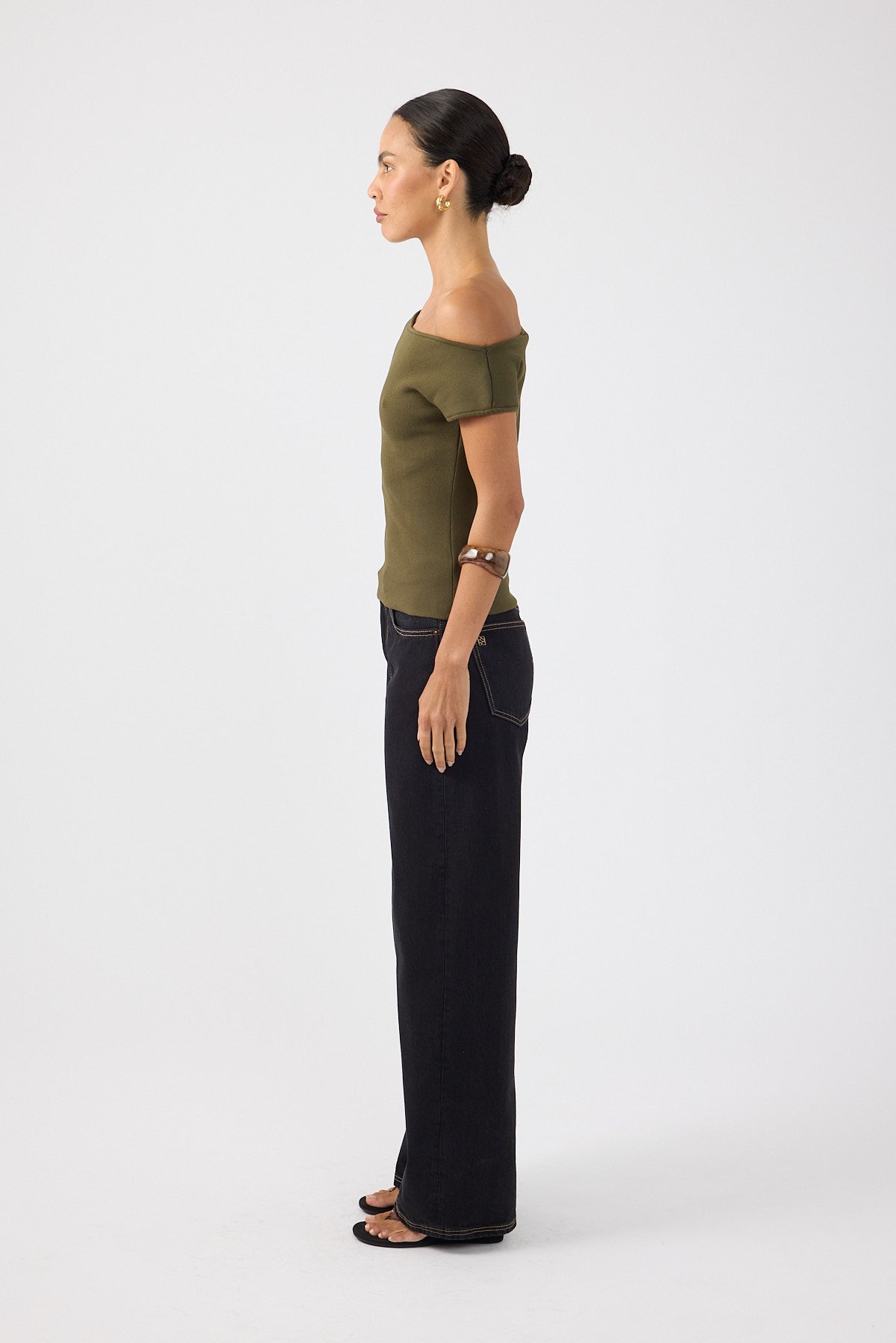 Perfect Stranger Claude One Shoulder Knit Top Khaki