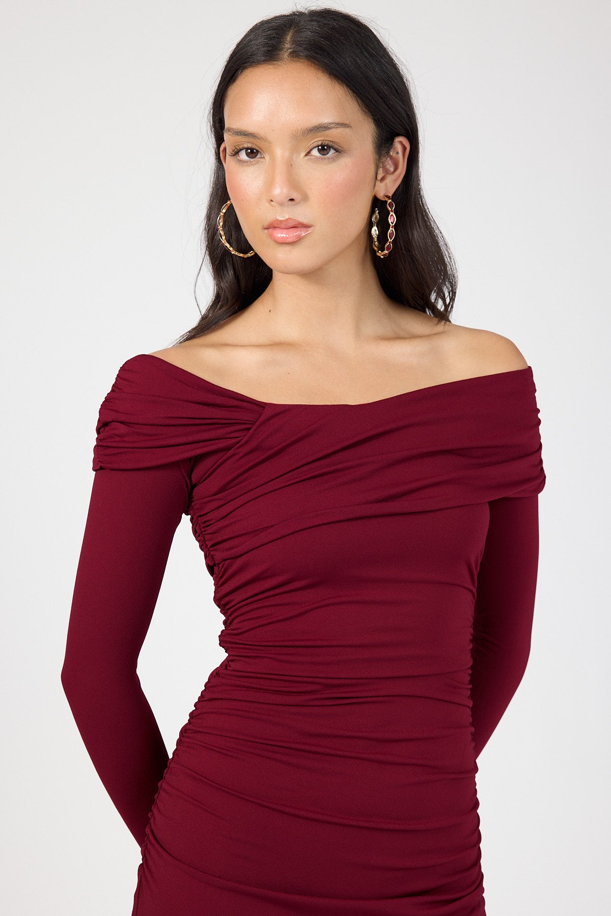 Perfect Stranger Romina Off Shoulder Maxi Dress Burgundy
