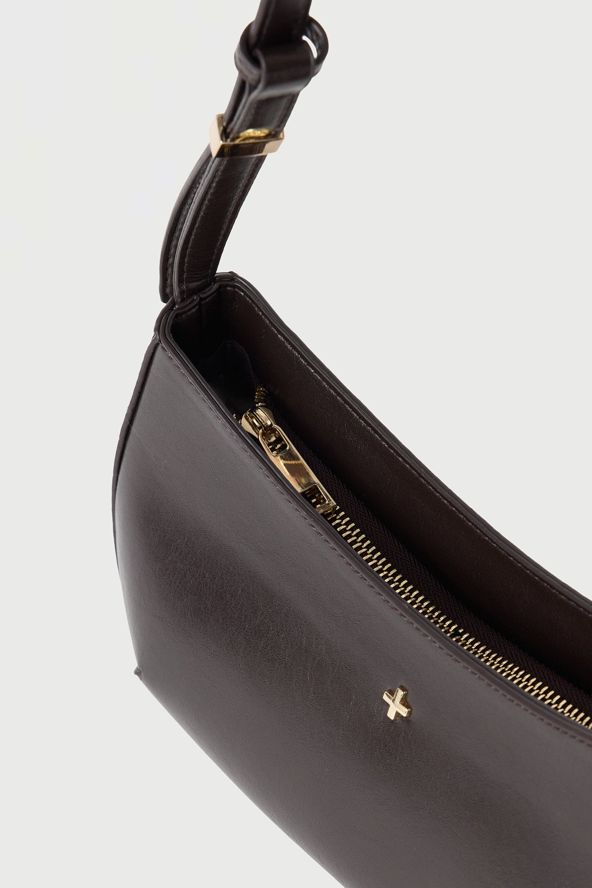 Peta + Jain EMBRACE SHOULDER BAG Choc Smooth