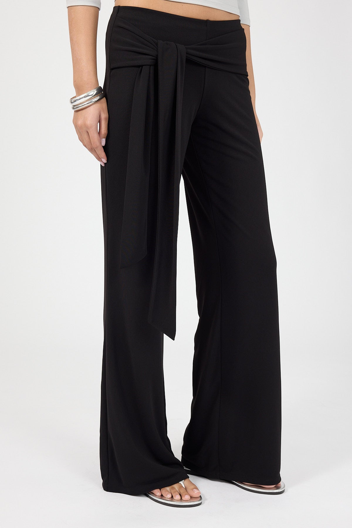 Perfect Stranger Vienna Front Tie Pants Black