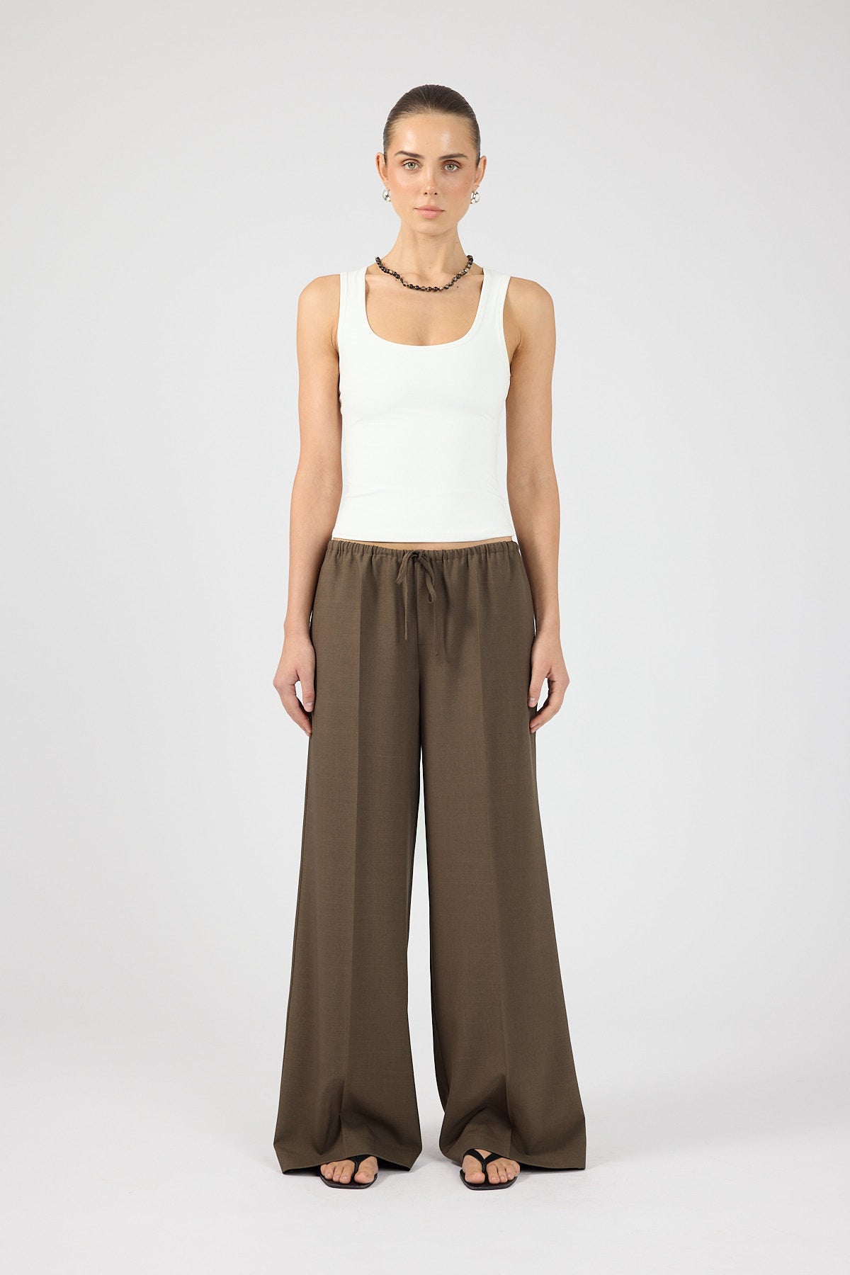 Perfect Stranger Nami Tailored Elastic Pant Brown