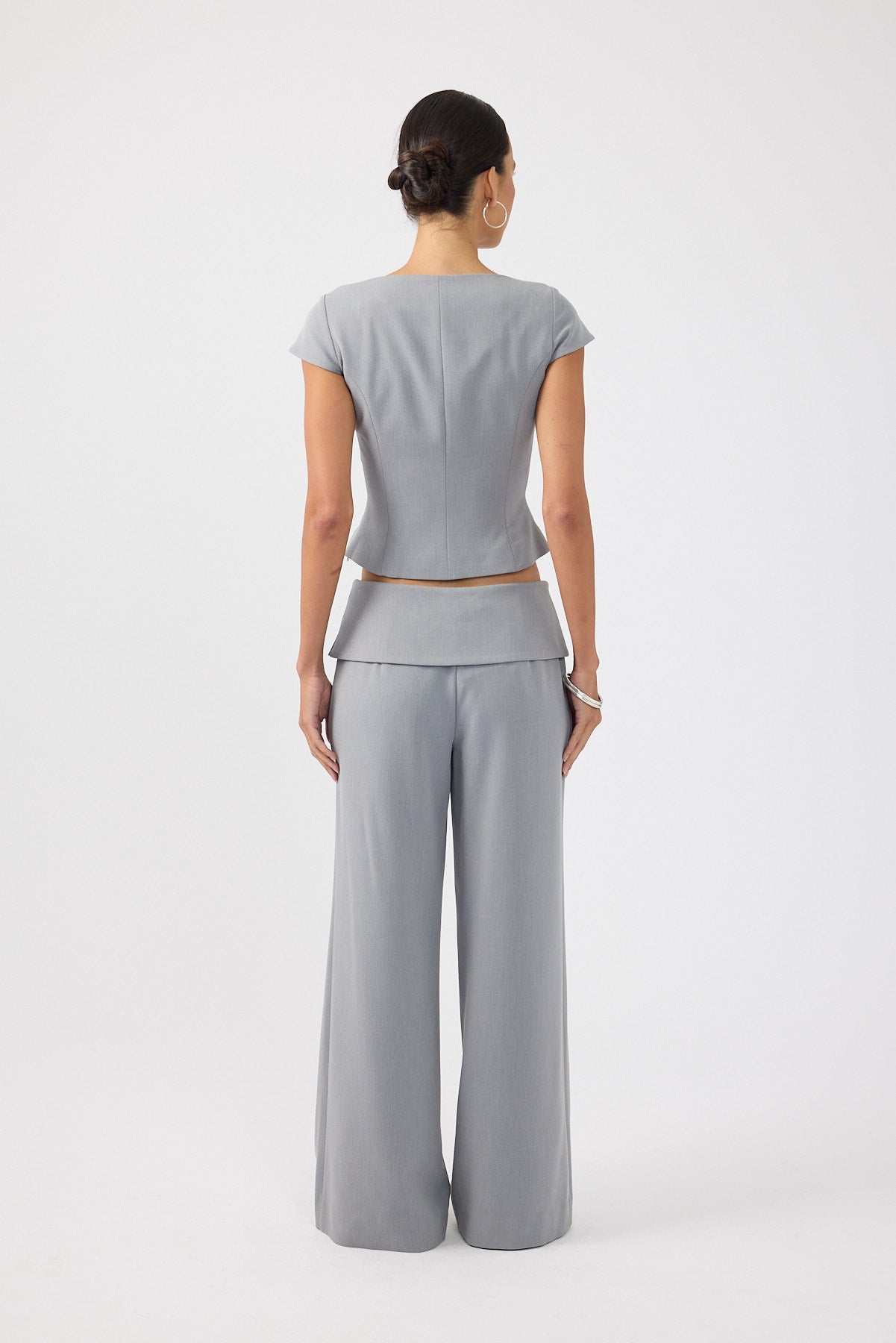 Perfect Stranger Vaila Short Sleeve Suiting Top Grey