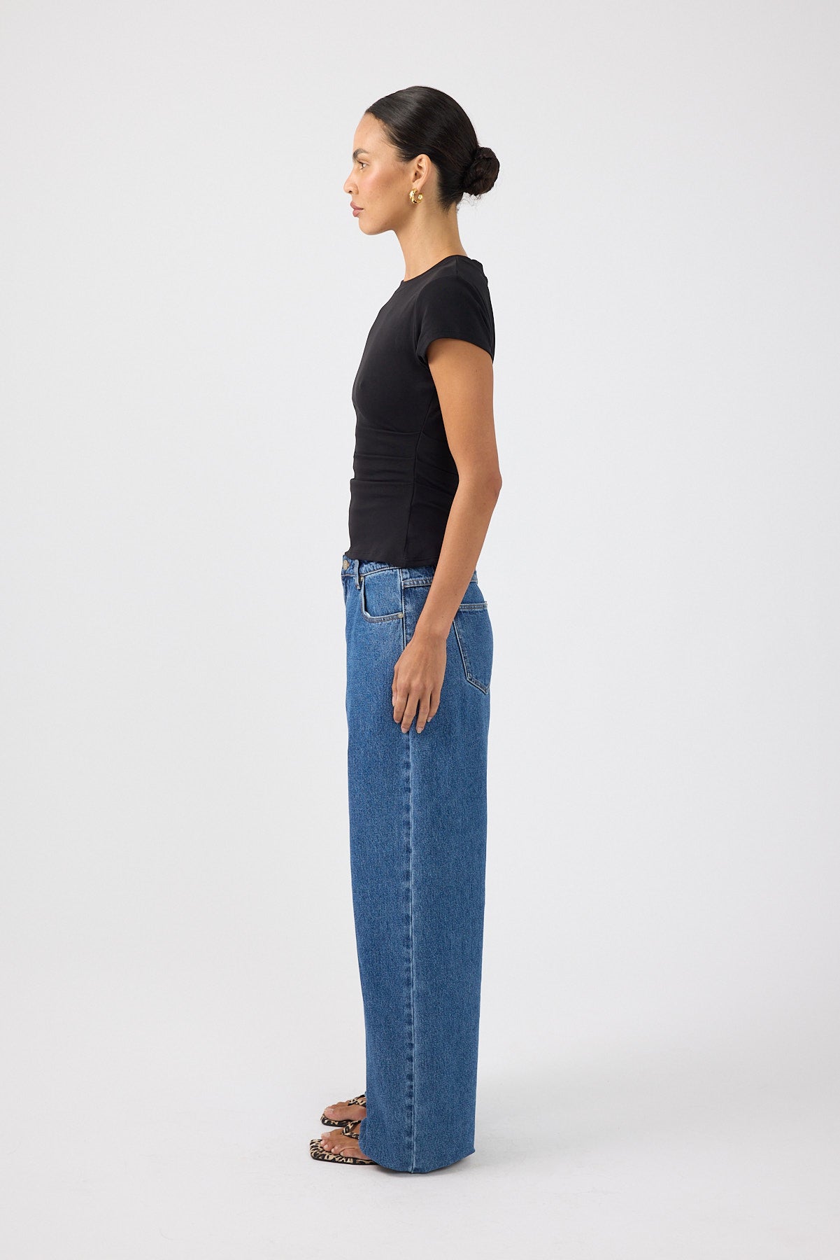 Perfect Stranger Valery Fitted T-Shirt Black