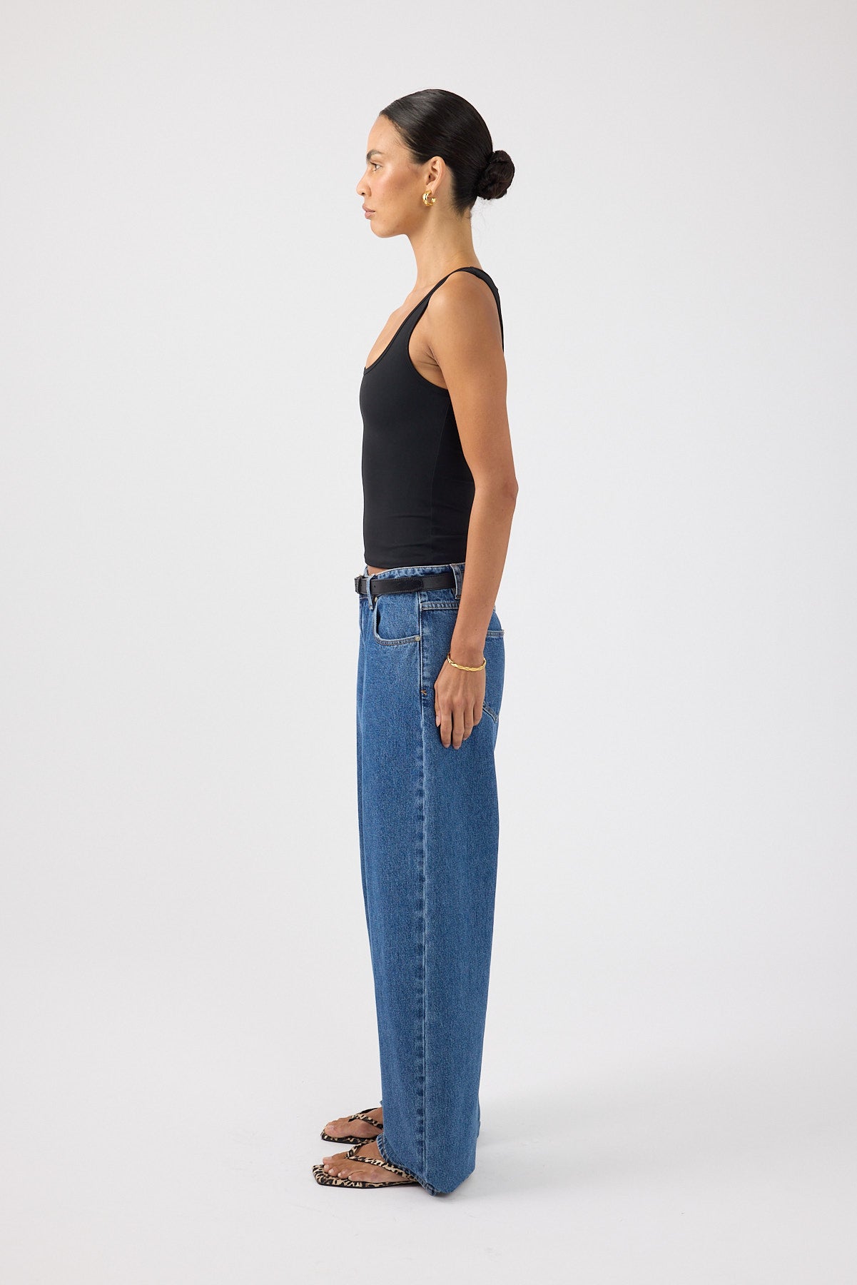 Perfect Stranger Luma Stretch Tank Top Black