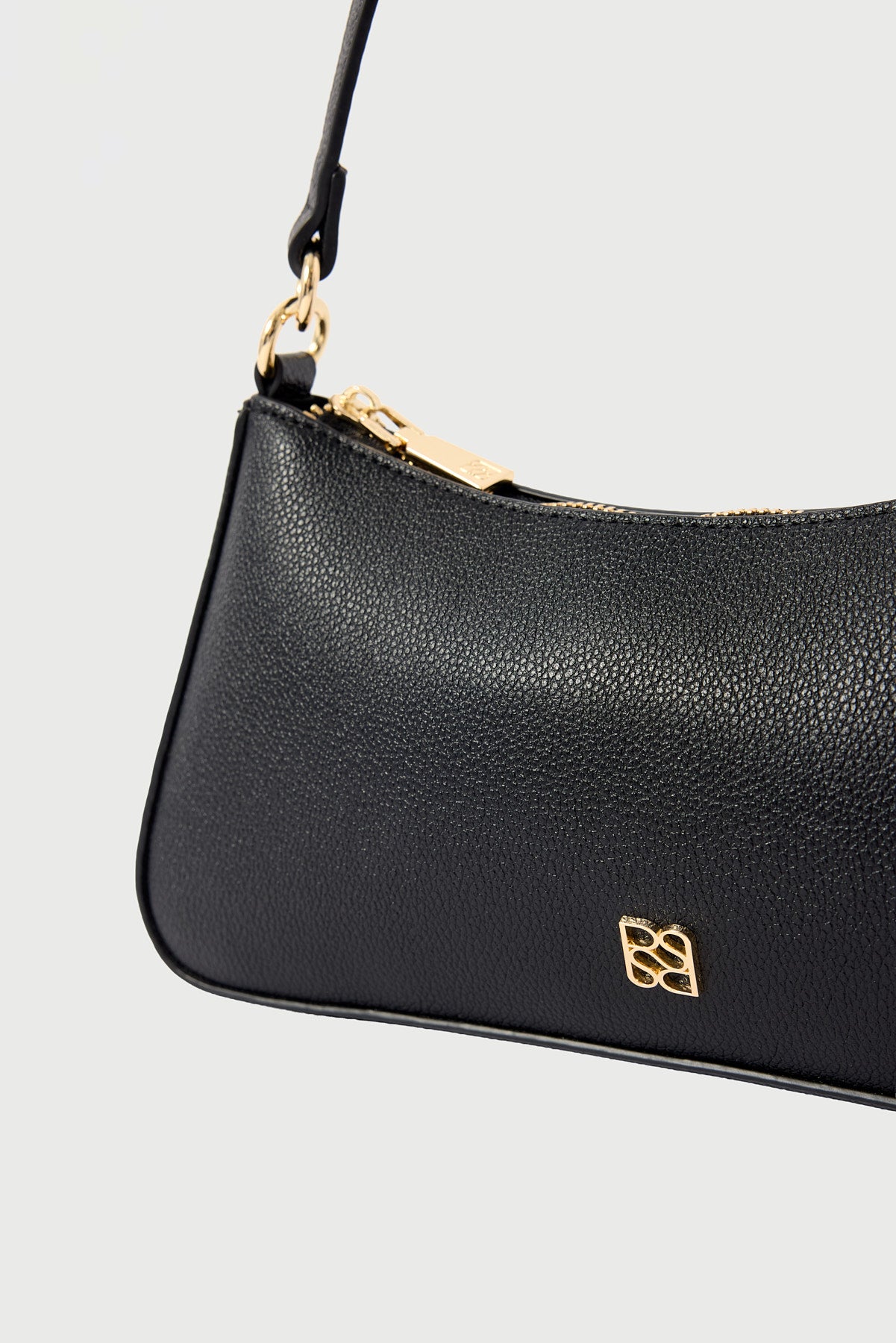 Perfect Stranger Harriet Shoulder Bag Black