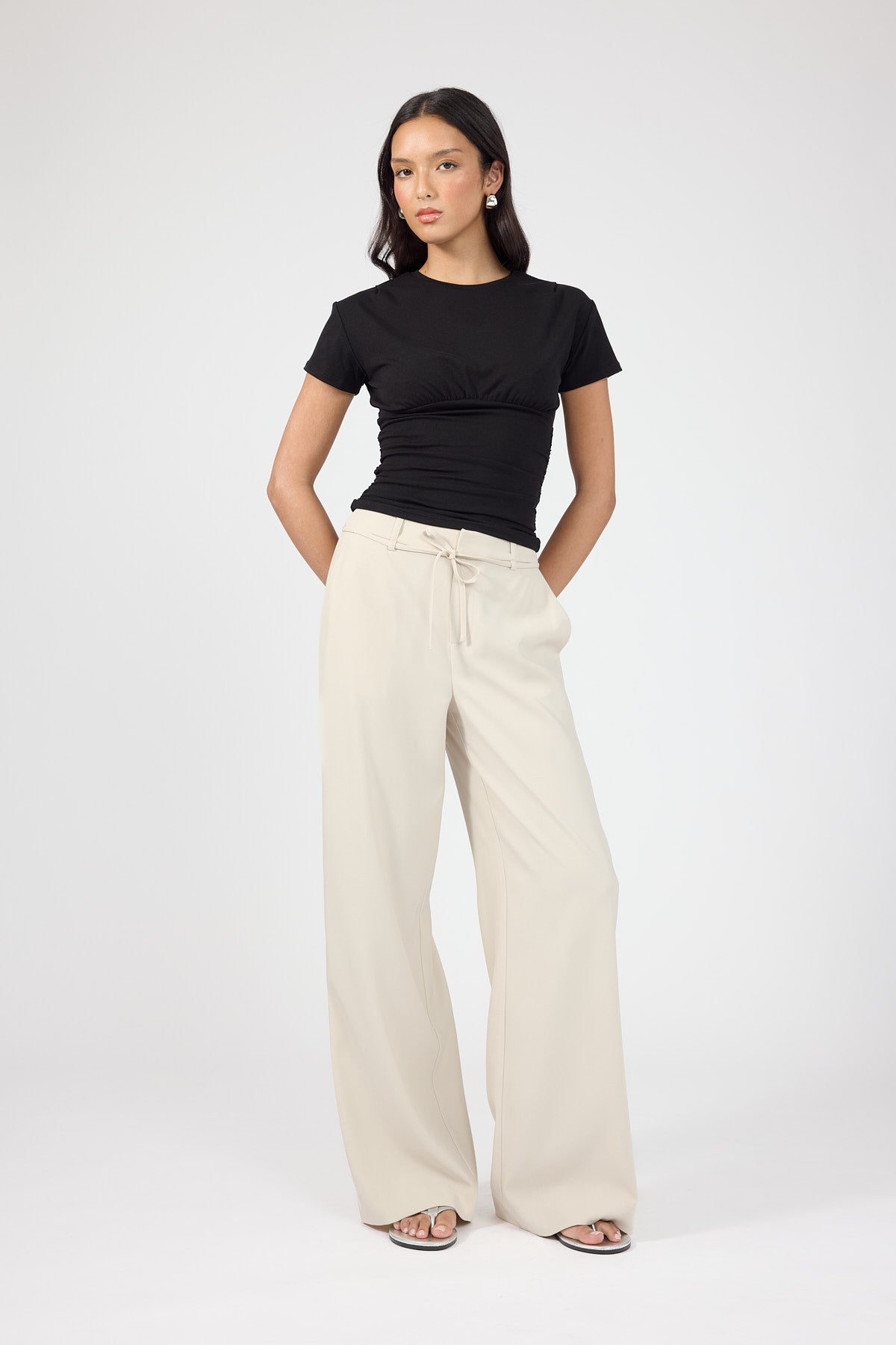 Perfect Stranger Sol Mid Rise Pant Beige