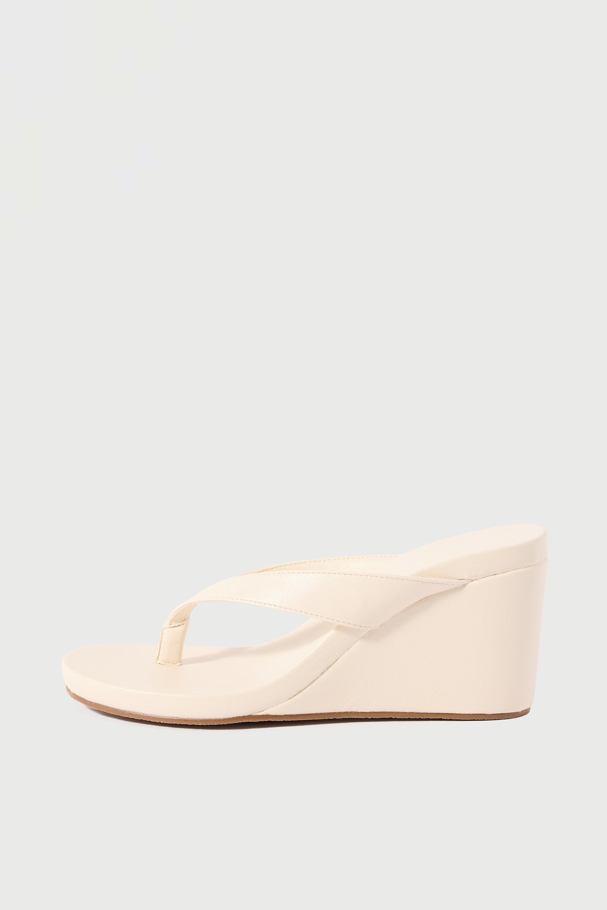 Billini Ravyn Suede Heel Bone