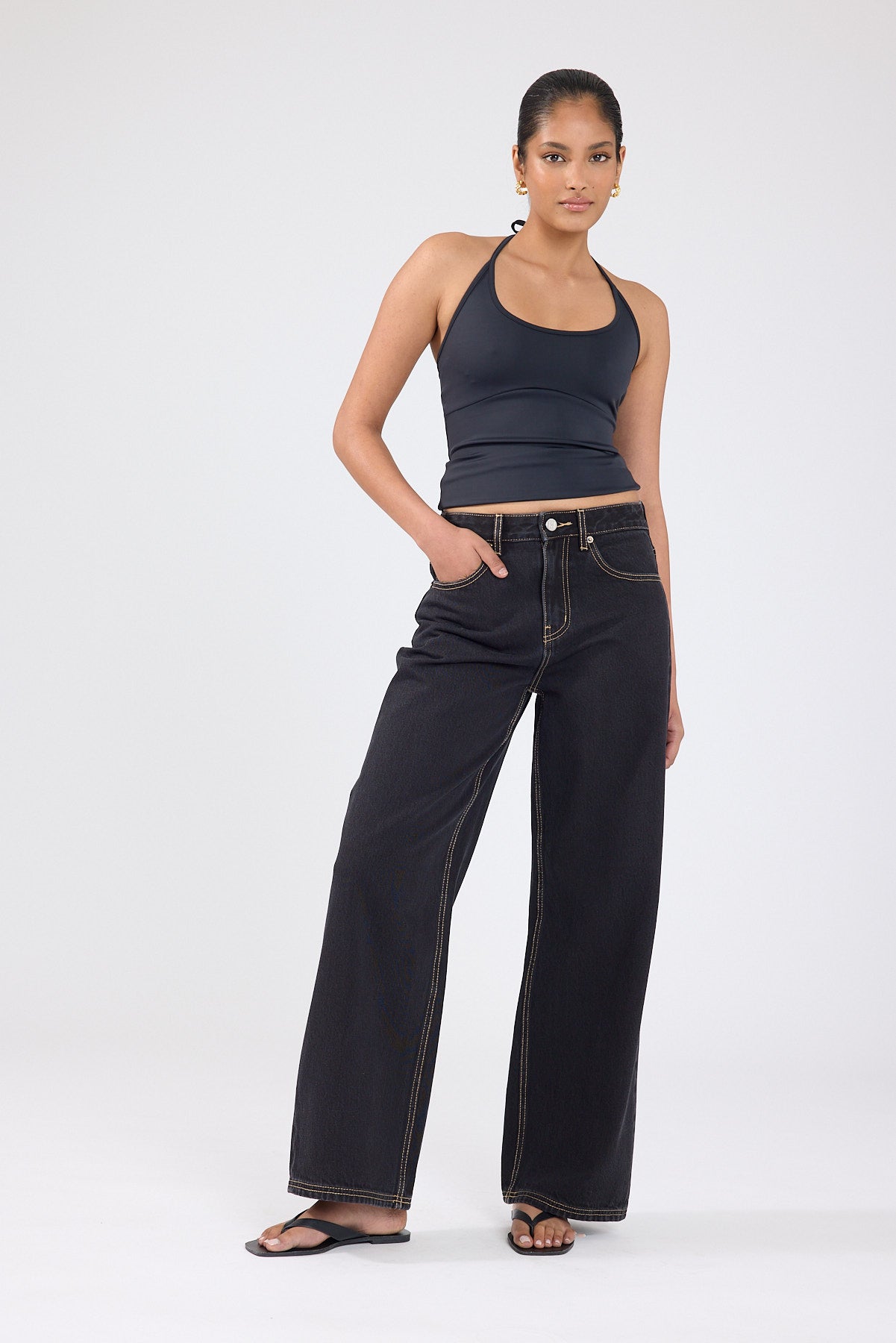 Perfect Stranger Petite Mid Rise Baggy Jean Washed Black