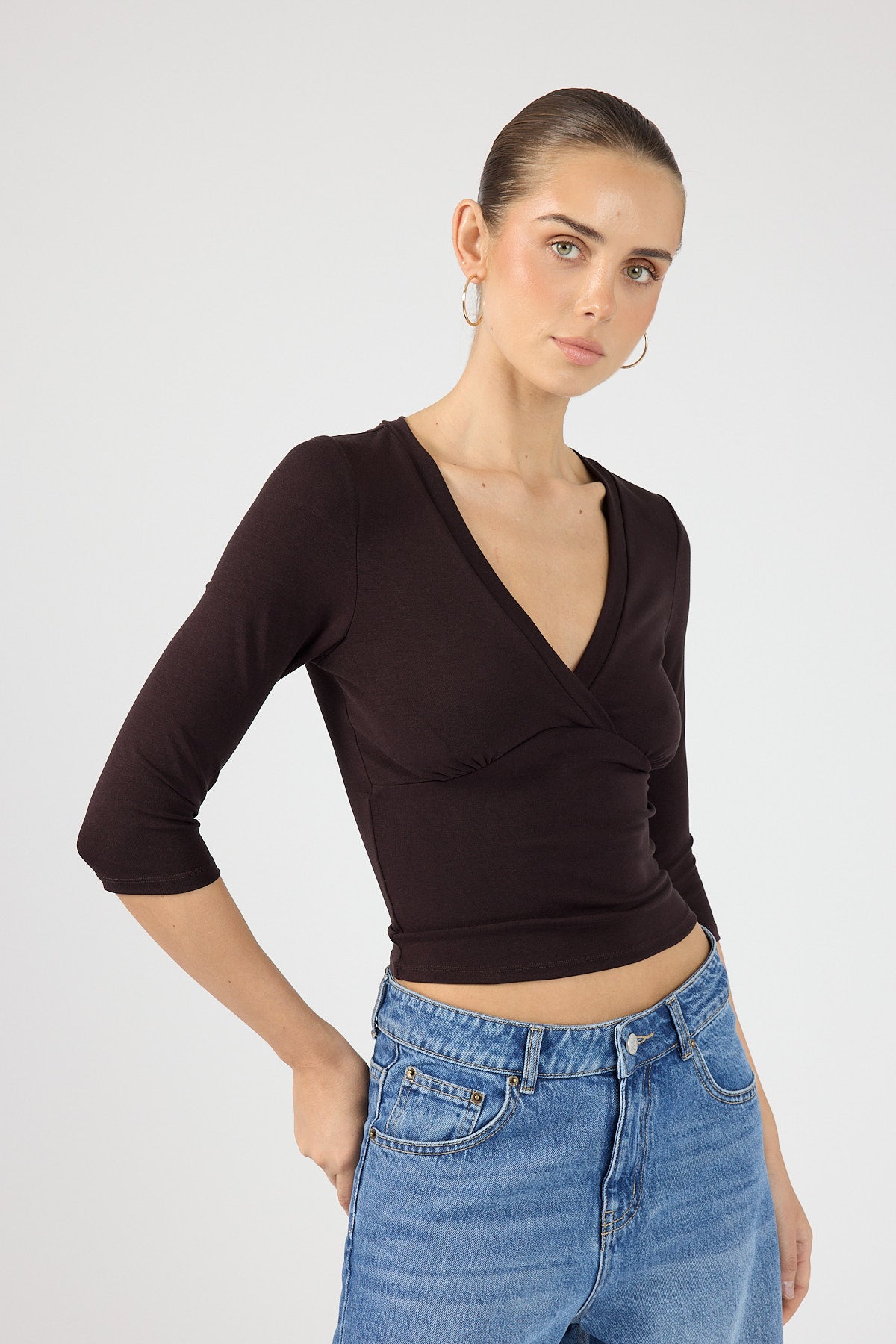 Perfect Stranger Mara V-Neck 3/4 Sleeve T-Shirt Dark Plum