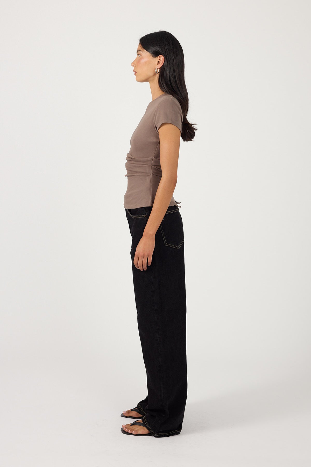 Perfect Stranger Valery Fitted T-Shirt Taupe