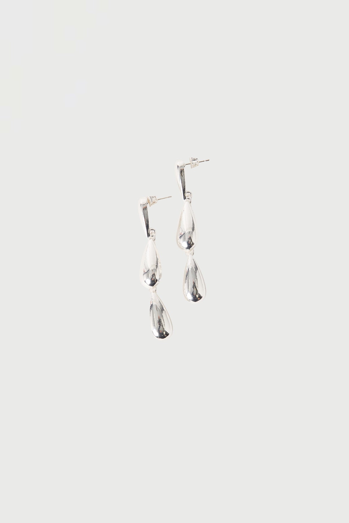 Perfect Stranger Alora Drop Earrings Silver