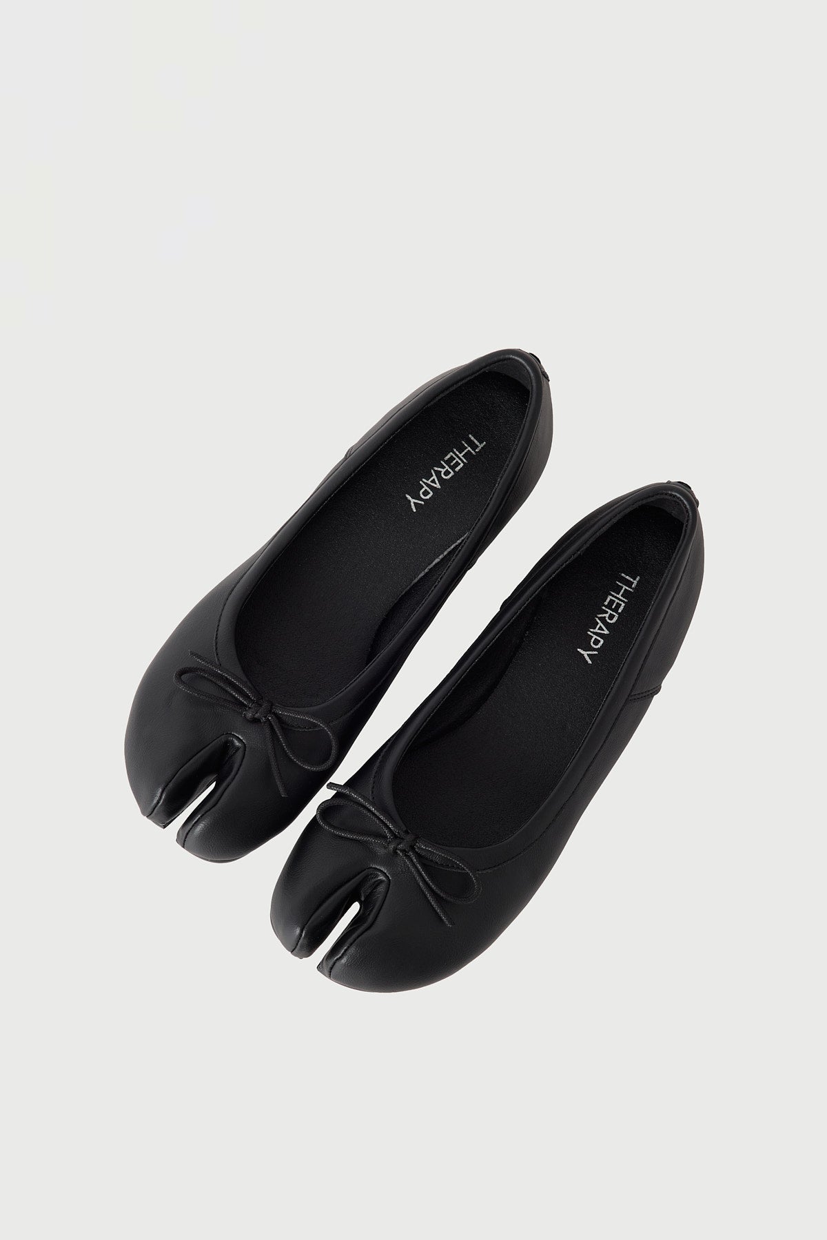 Therapy HOSHI TABI BLACK SMOOTH PU