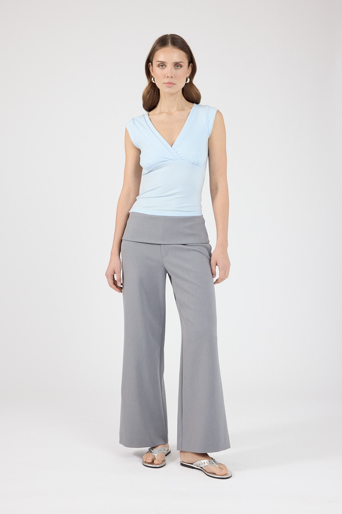 Perfect Stranger Vaila Petite Fold Over Pant Grey