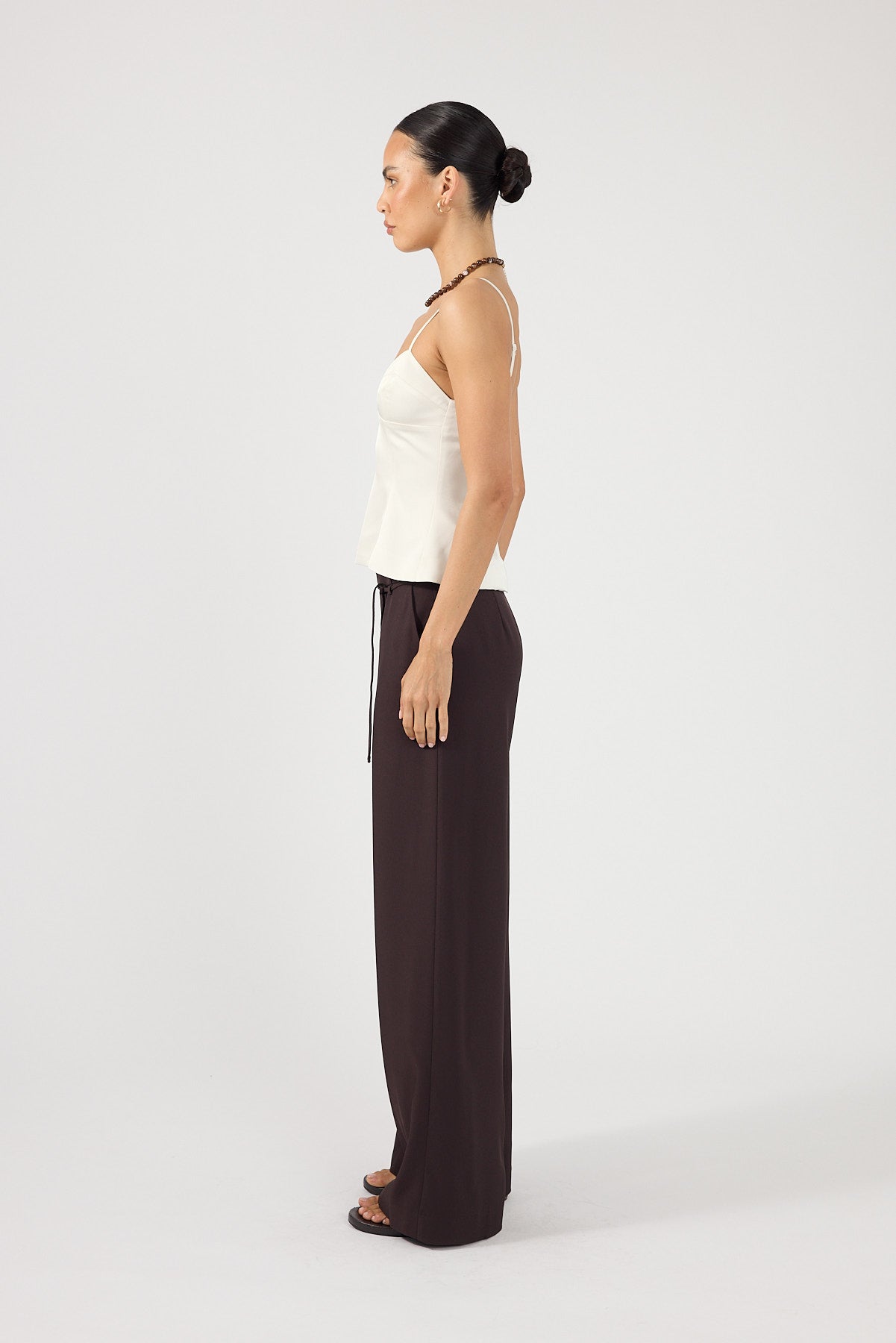 Perfect Stranger Sol Mid Rise Pant Dark Brown