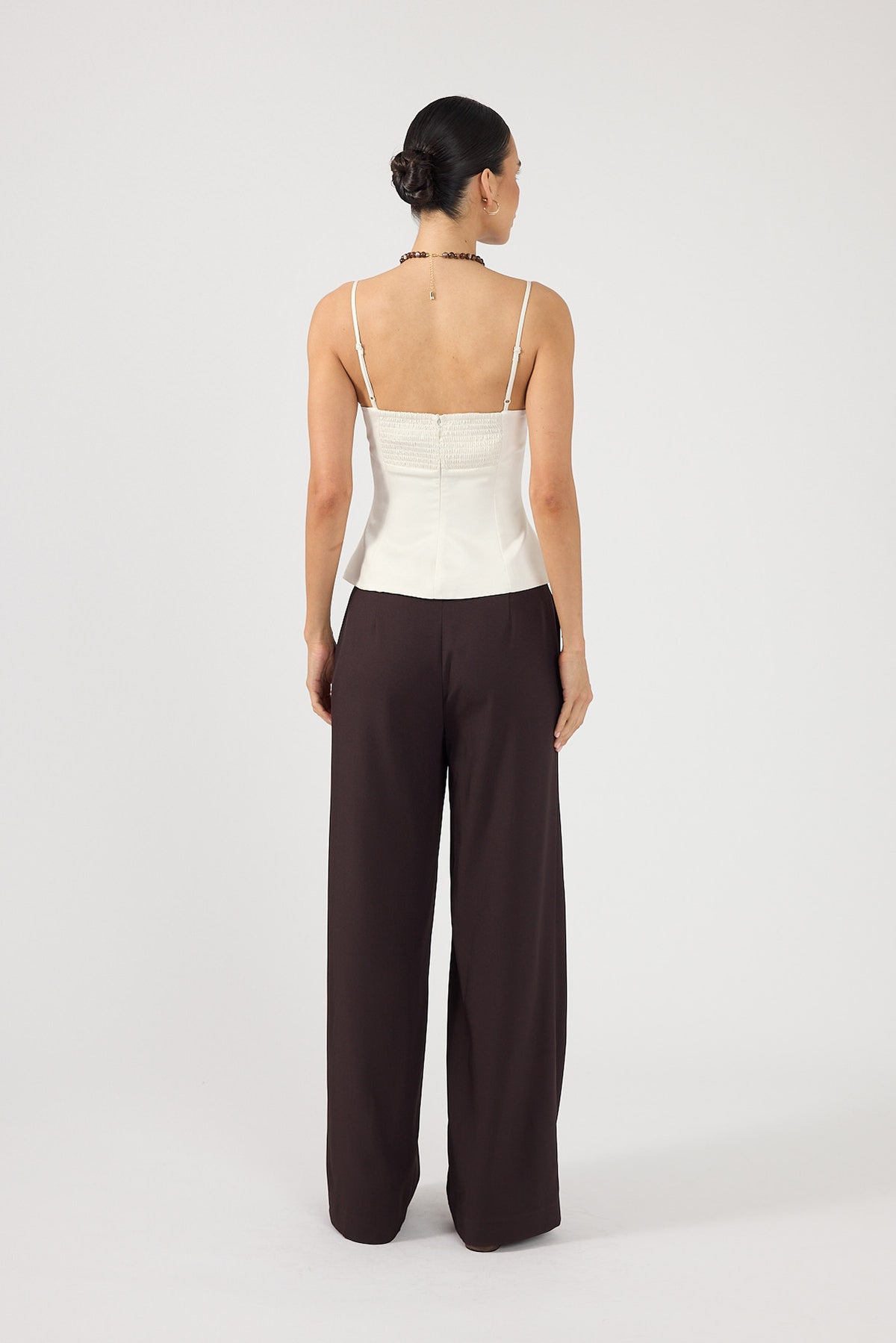 Perfect Stranger Sol Mid Rise Pant Dark Brown