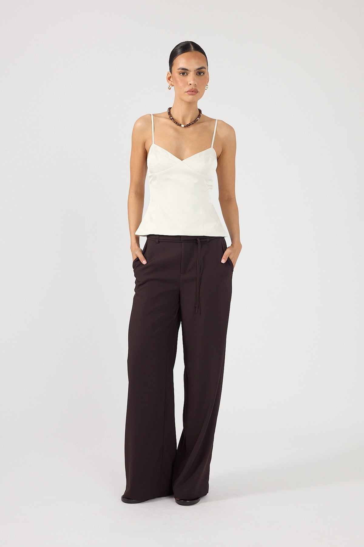 Perfect Stranger Sol Mid Rise Pant Dark Brown