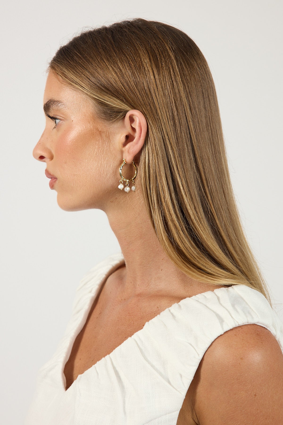 Perfect Stranger Ottilie Freshwater Pearl Hoop Earrings 18K Gold Plated