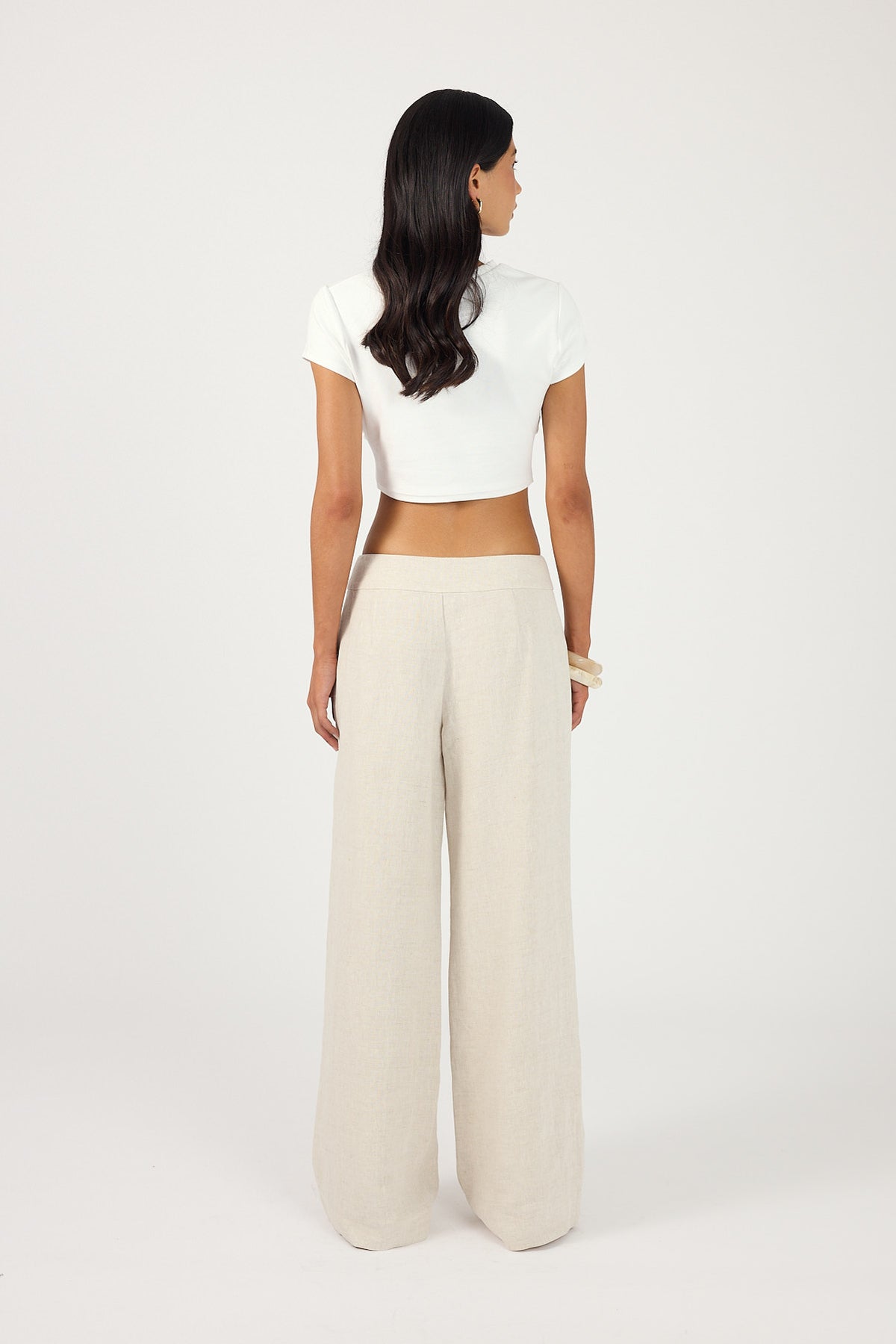 Perfect Stranger Yuri Cropped T-shirt White