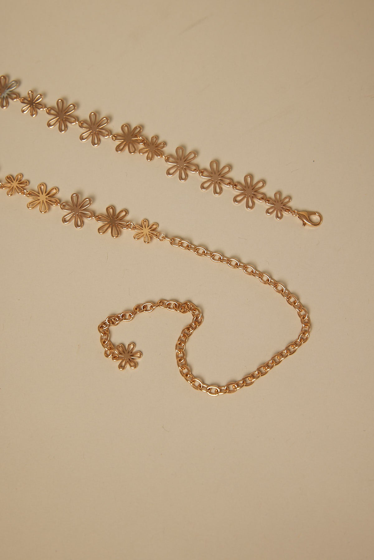 Token Daisy Chain Belt Gold