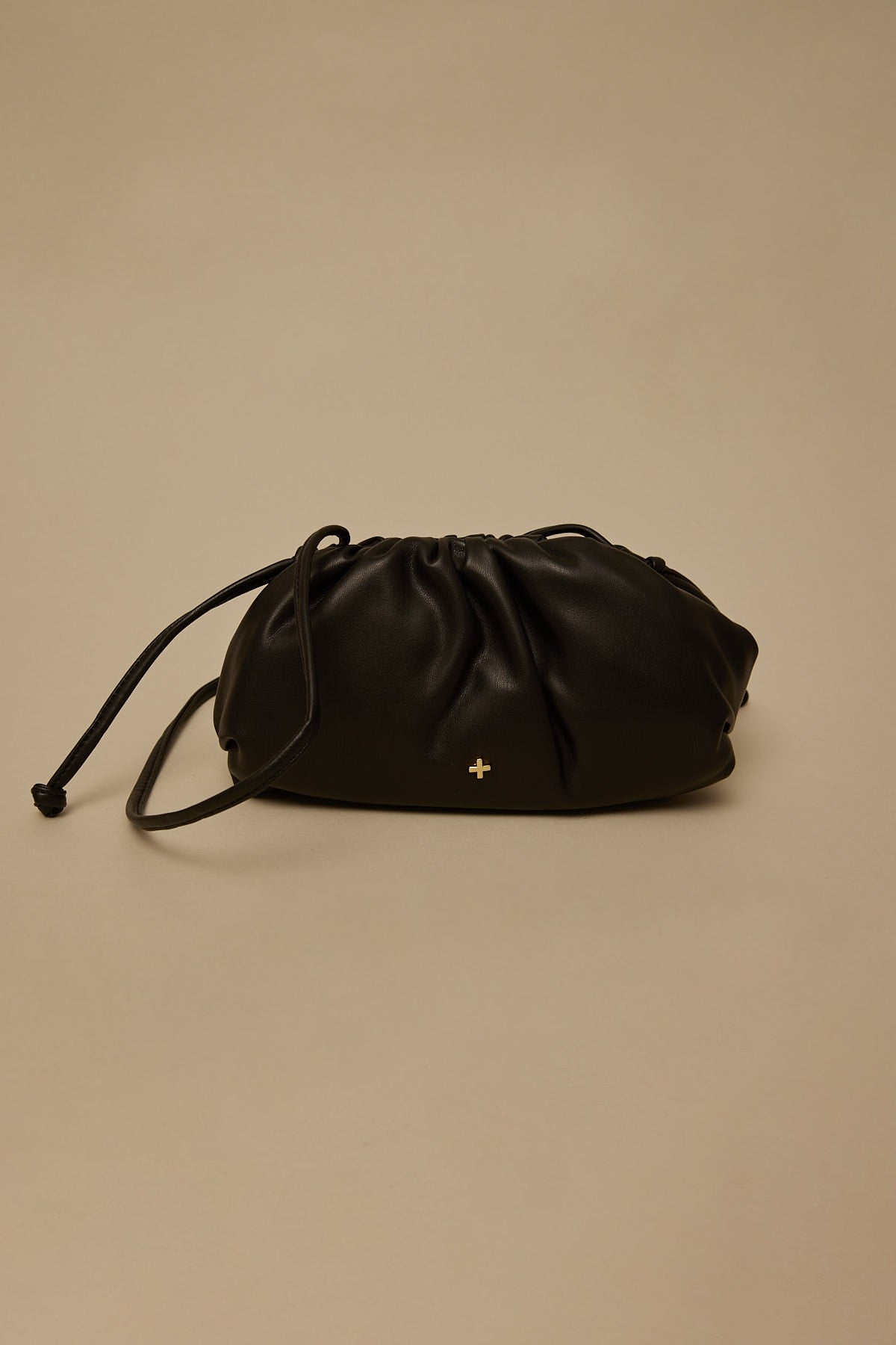Peta + Jain Akira Black