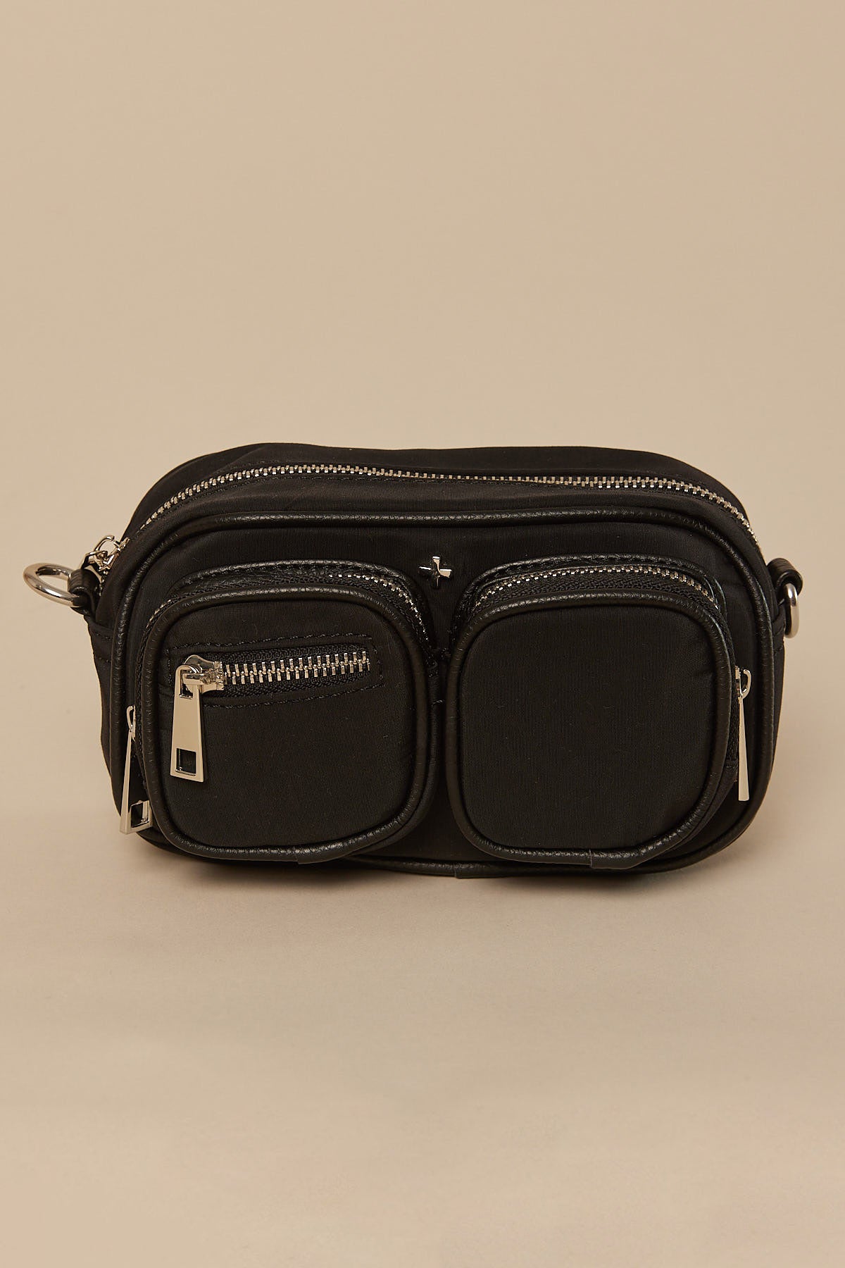 Peta + Jain Lala Black Silver