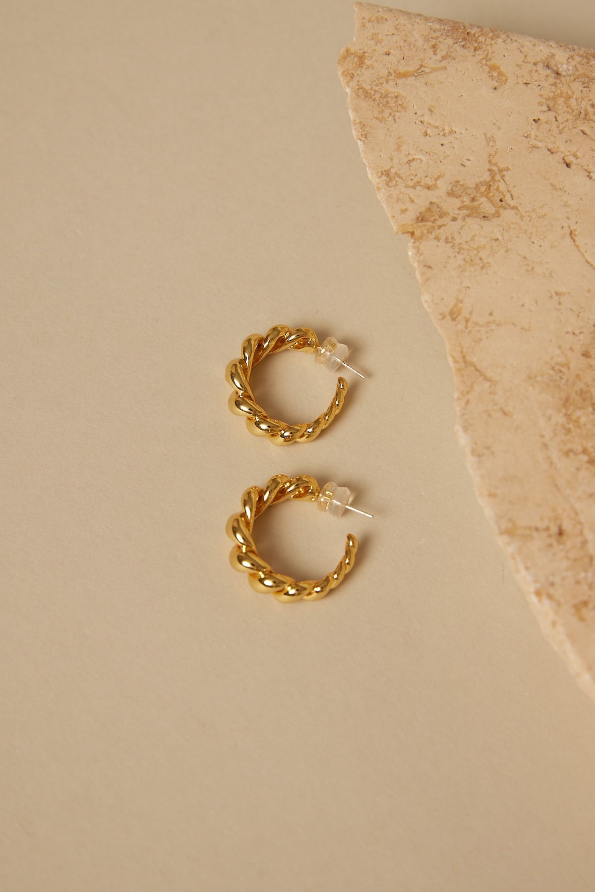 Perfect Stranger Twist Rope Hoop Earring Gold