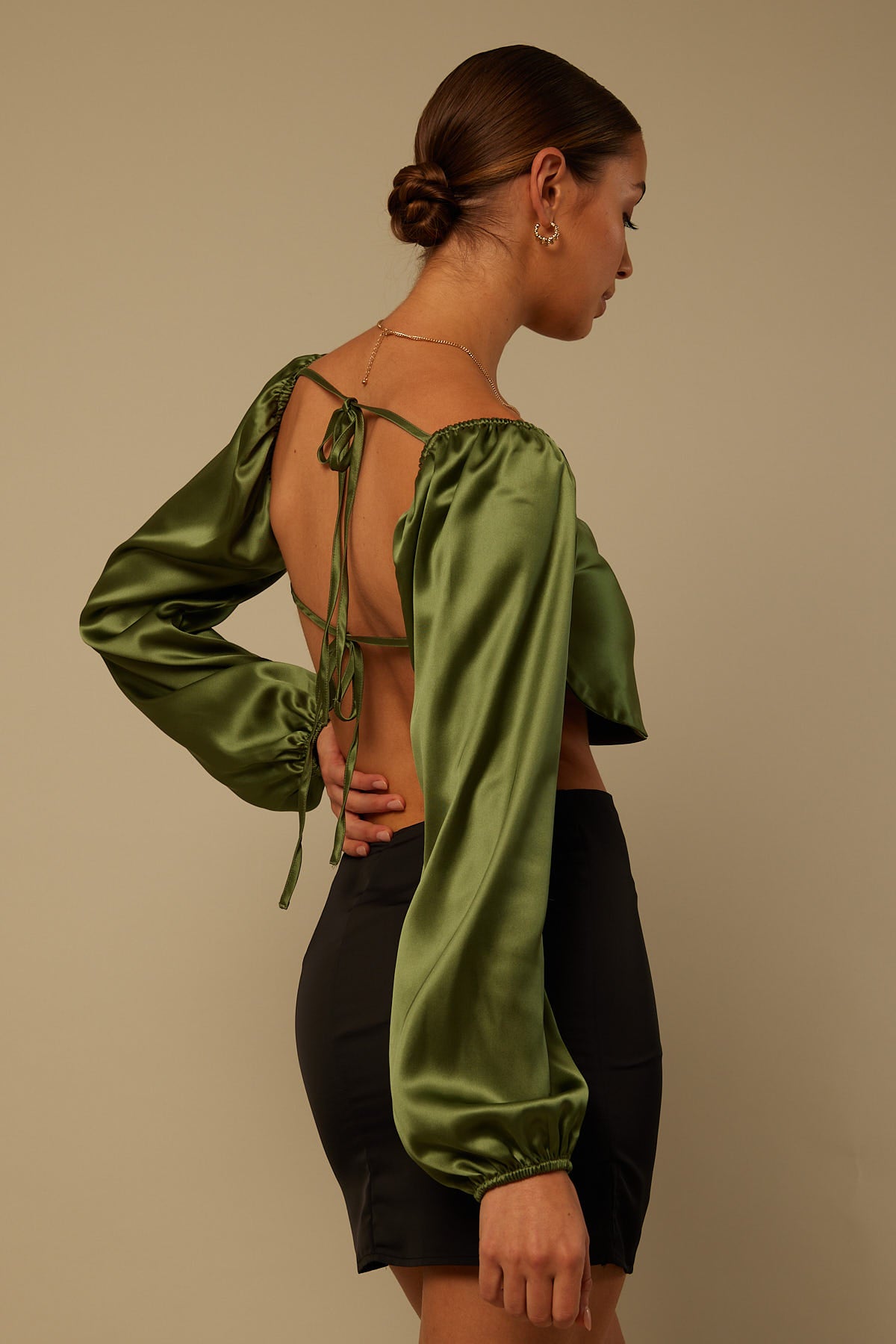 Perfect Stranger Stari Tie Back Cowl Top Green