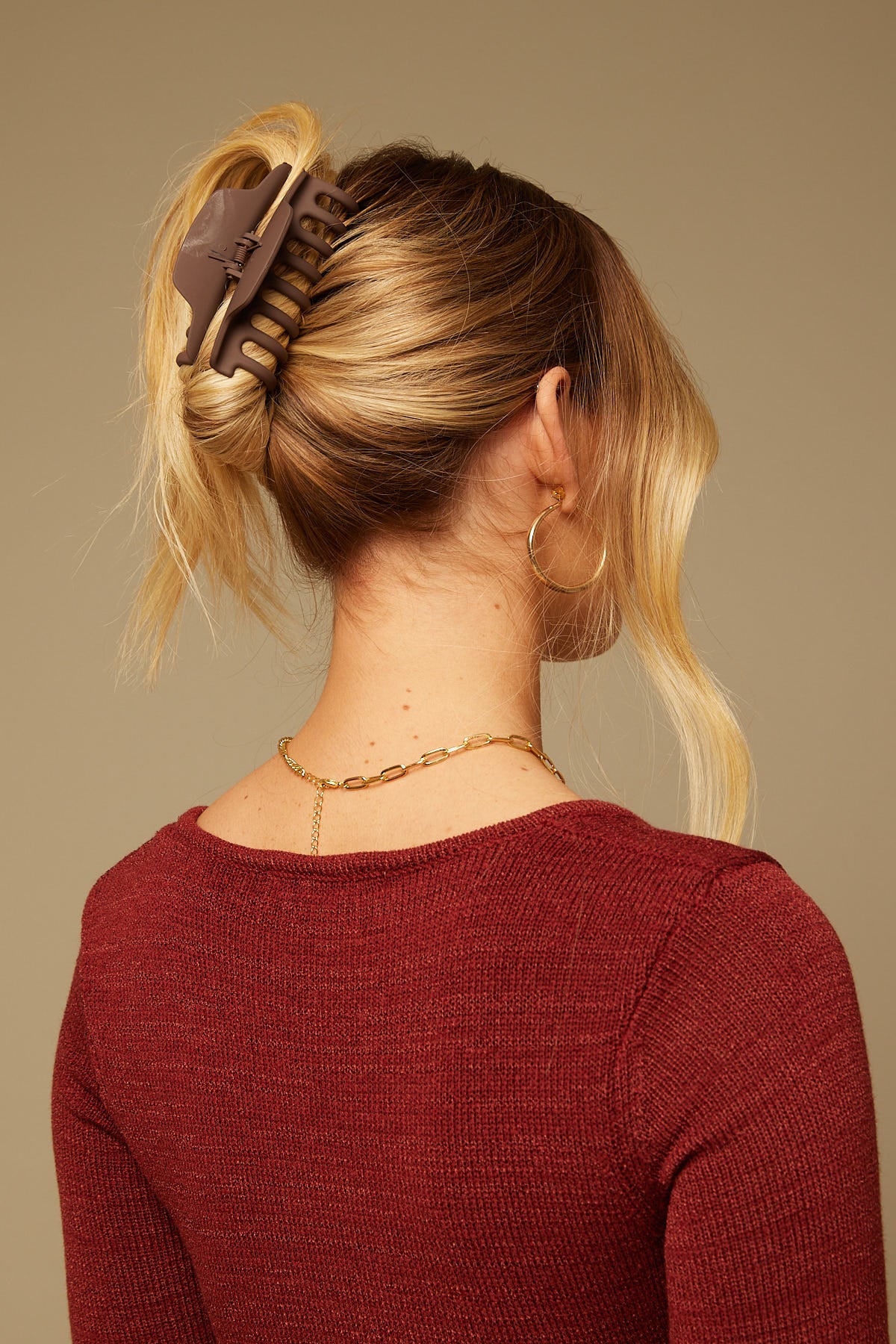 Token Matte Classic Hair Claw Brown