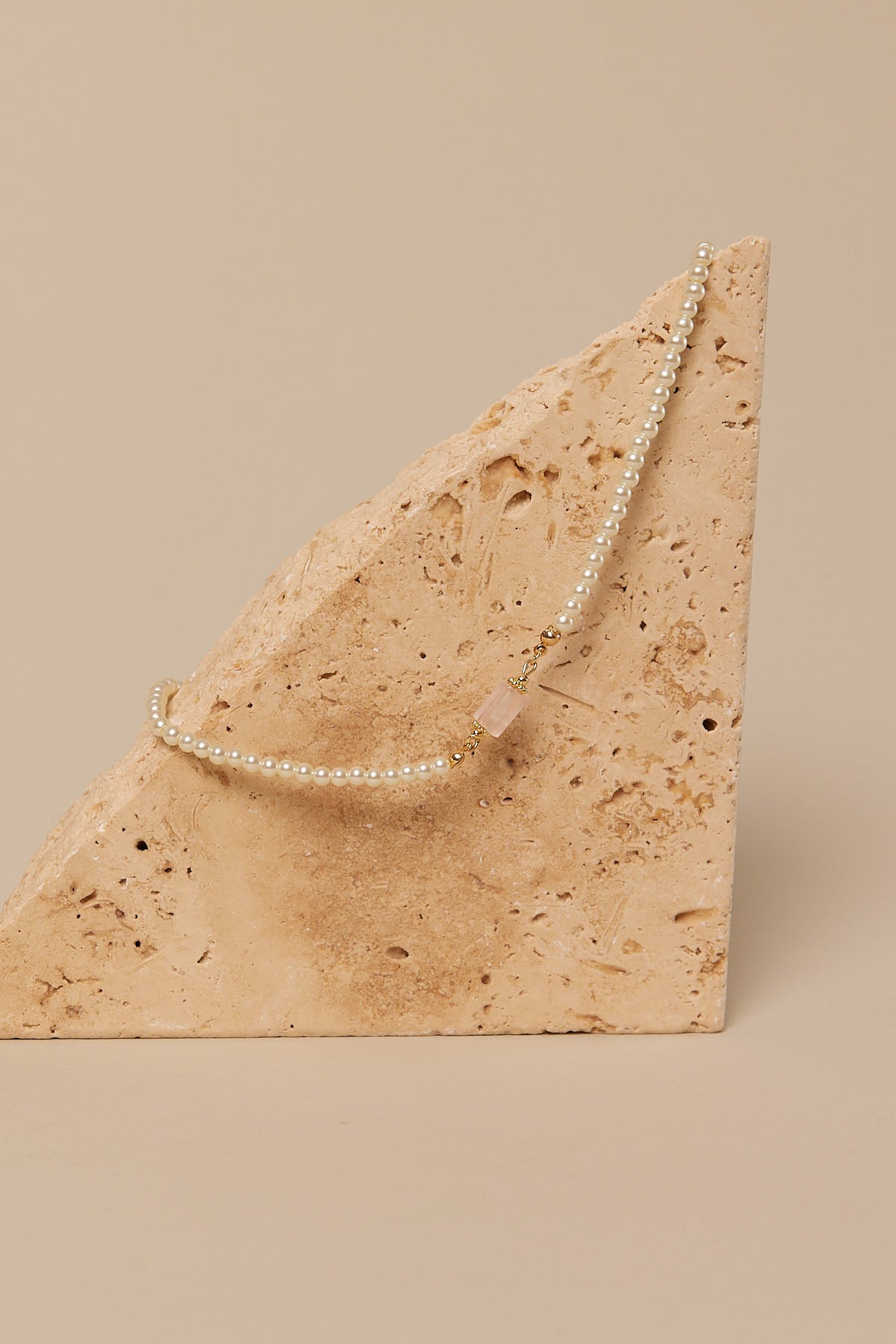 Token Pearl Gem Necklace Pink/Pearl