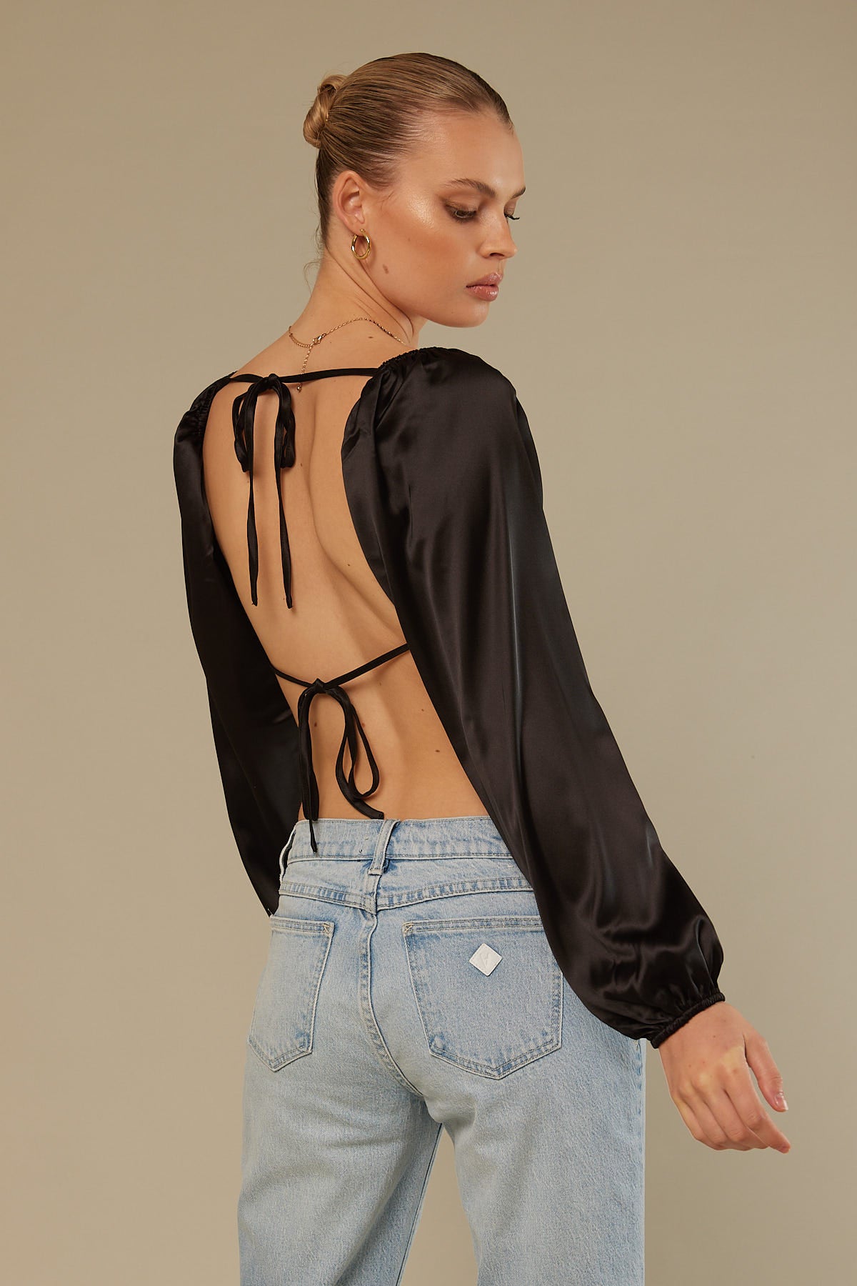 Perfect Stranger Stari Tie Back Cowl Top Black