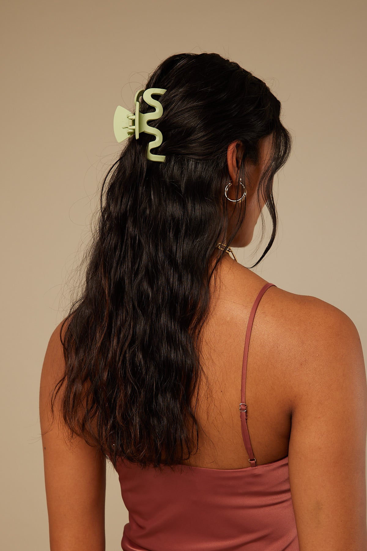Token Squiggle Hair Claw Green