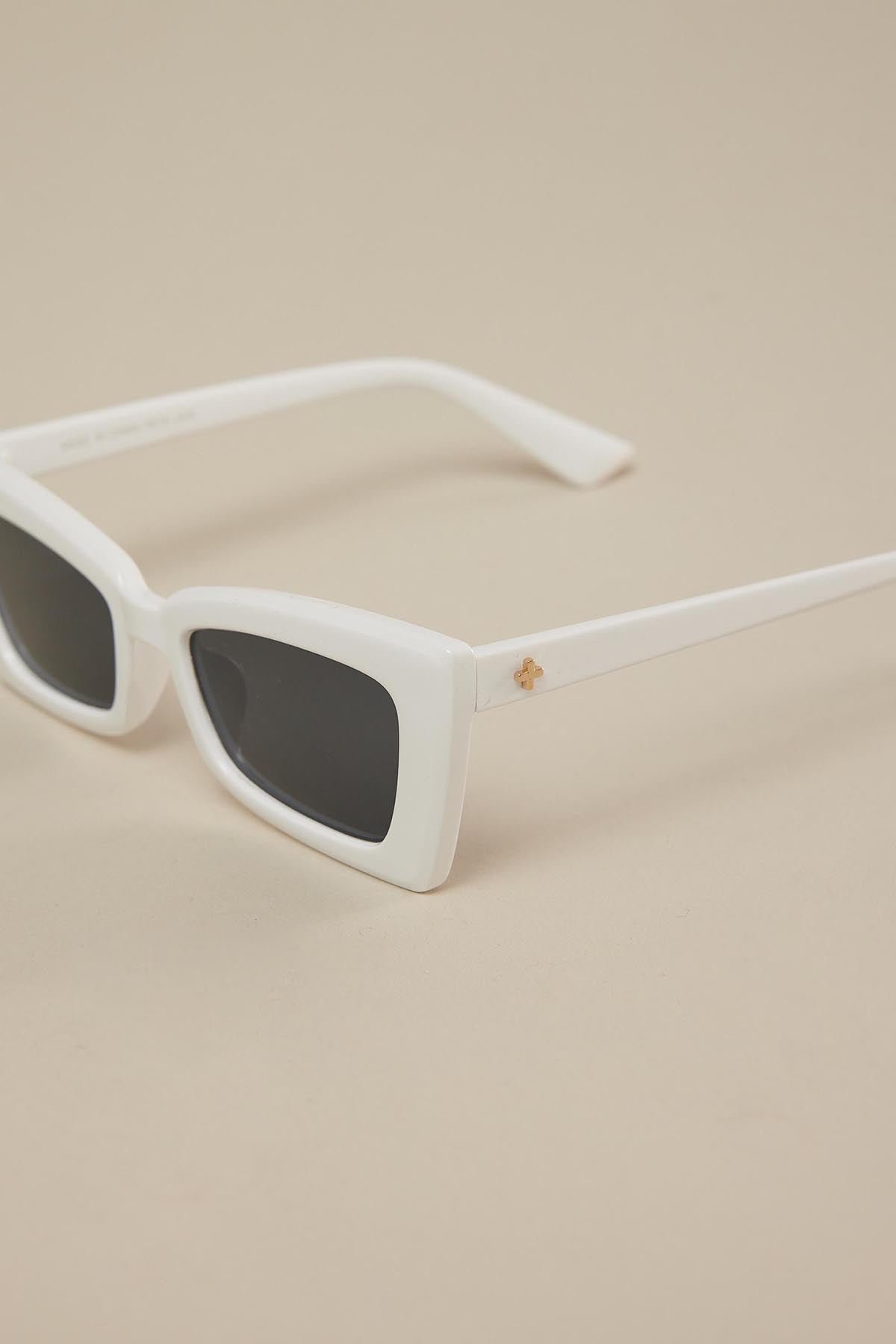 Peta + Jain Gemini White