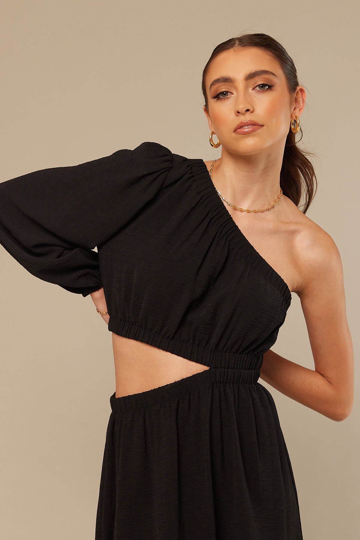 Perfect Stranger Bella One Shoulder Midi Dress Black