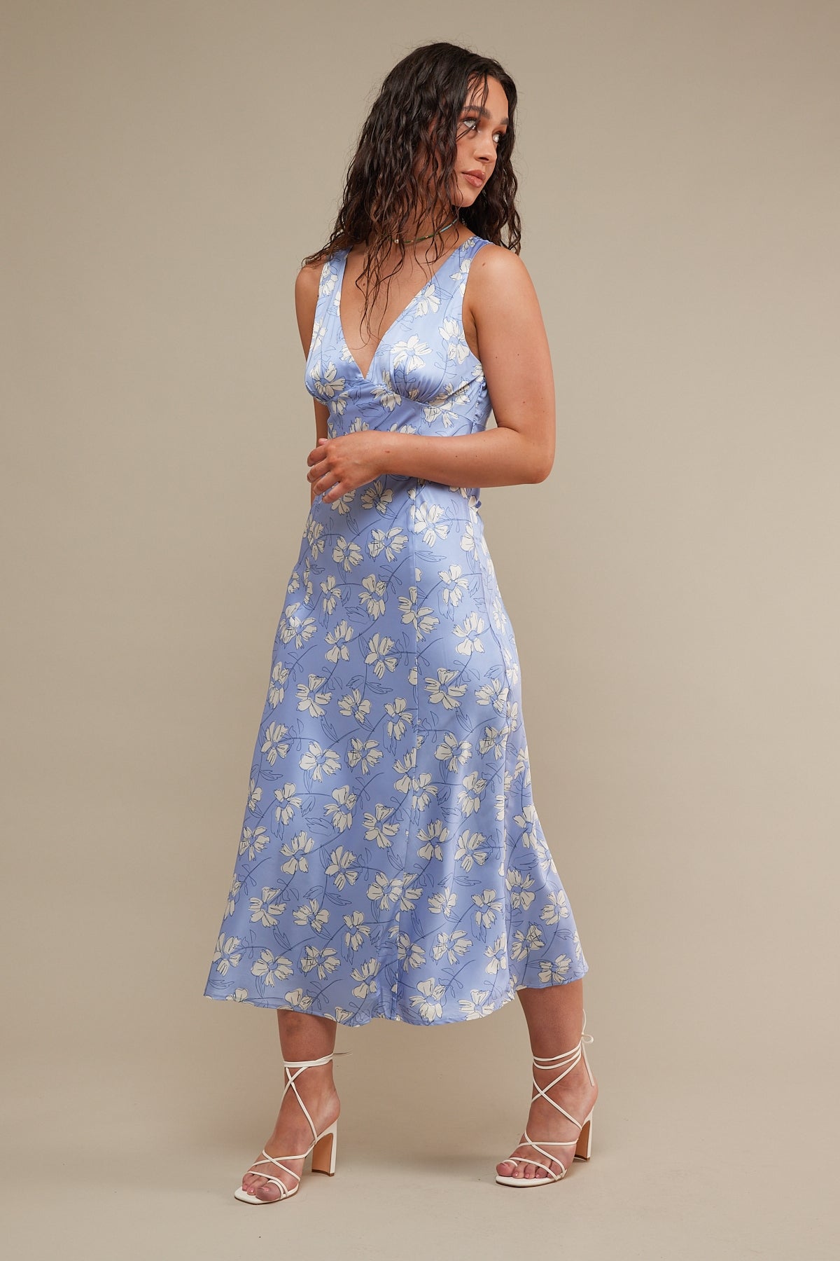 Perfect Stranger Summer Fields Midi Dress Blue