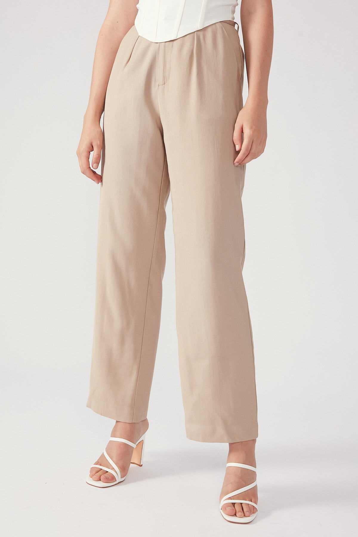 Perfect Stranger Stay With Me Petite Pant Taupe