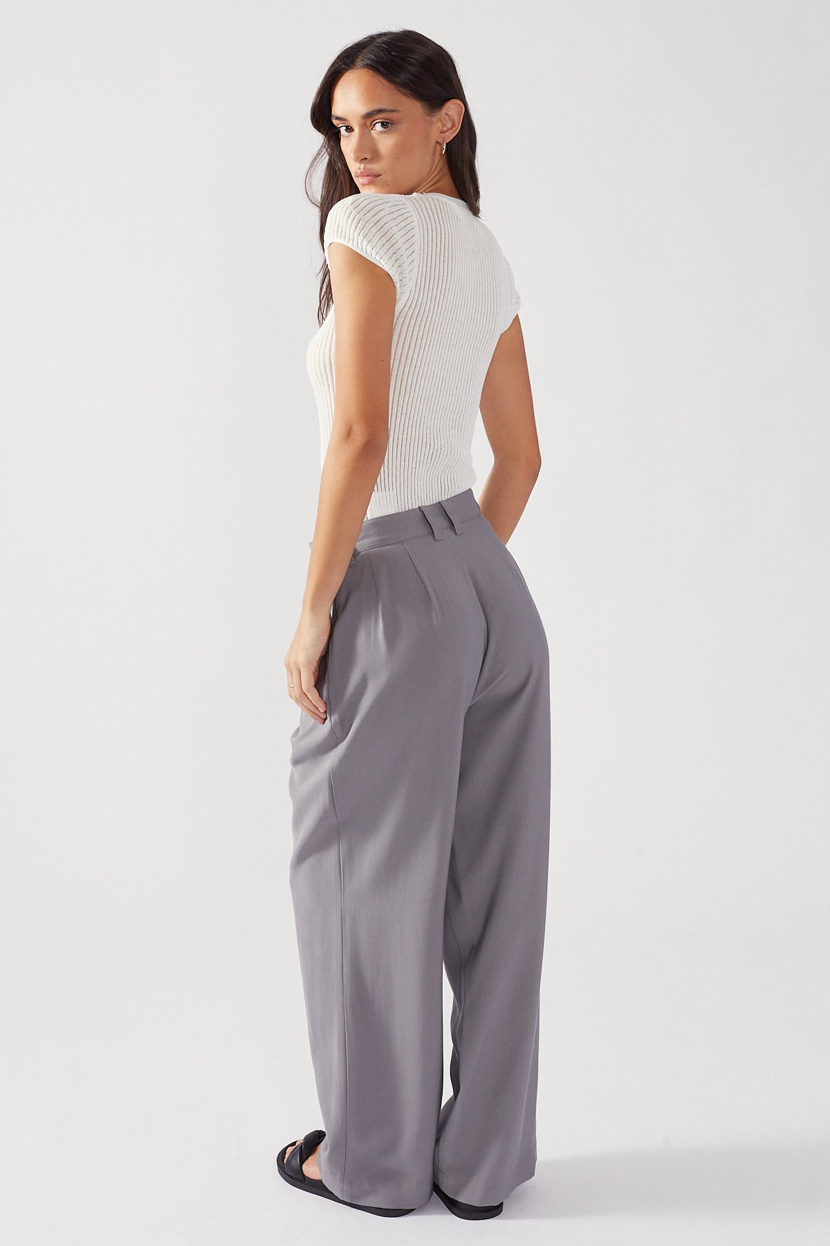 Perfect Stranger Tailored Wide Leg Petite Pant Charcoal