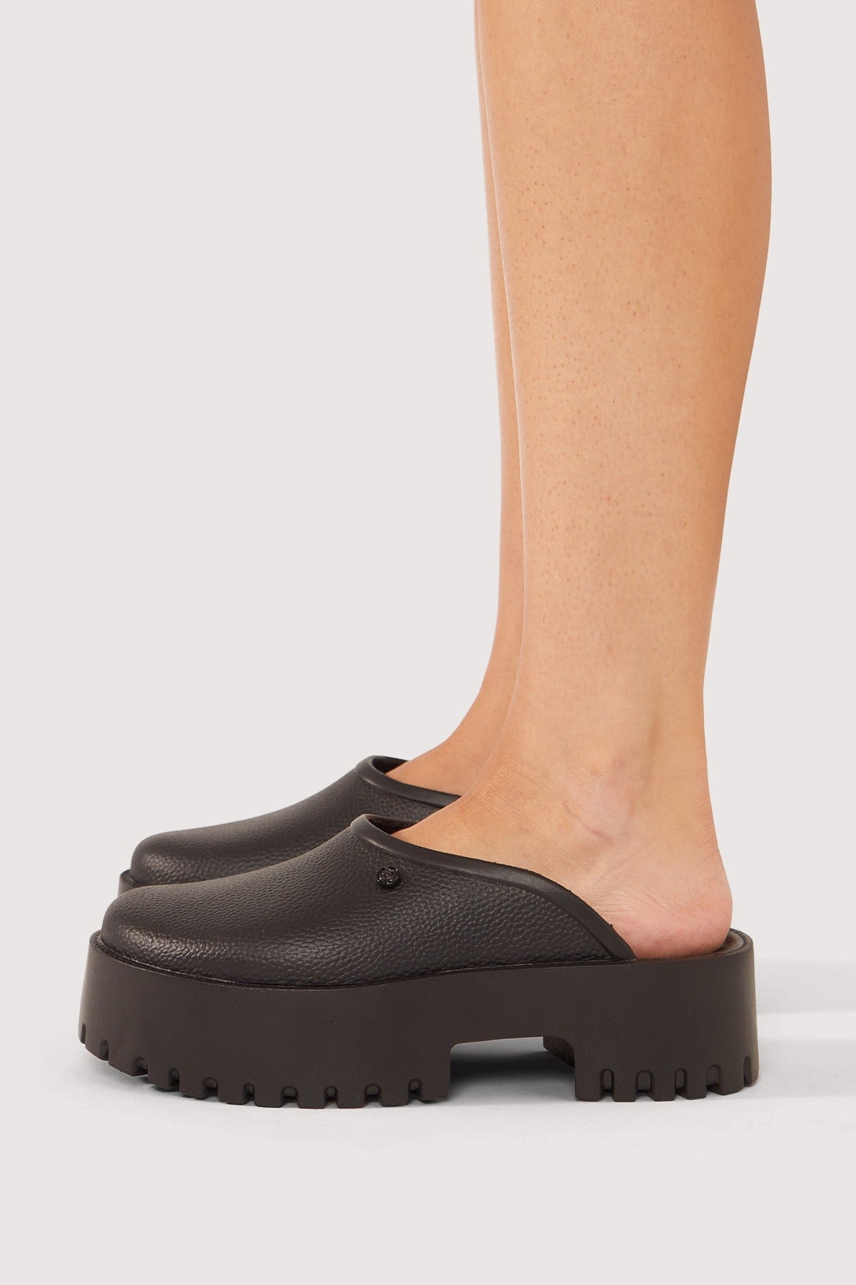 Therapy Zomp Clog Black