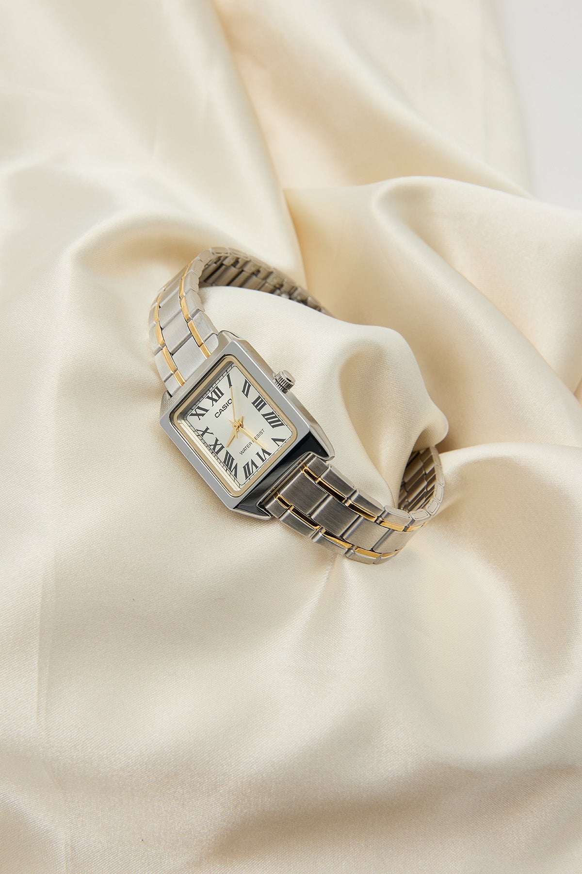 Casio LTPV007SG-9B Ladies Analogue Watch Silver/Gold