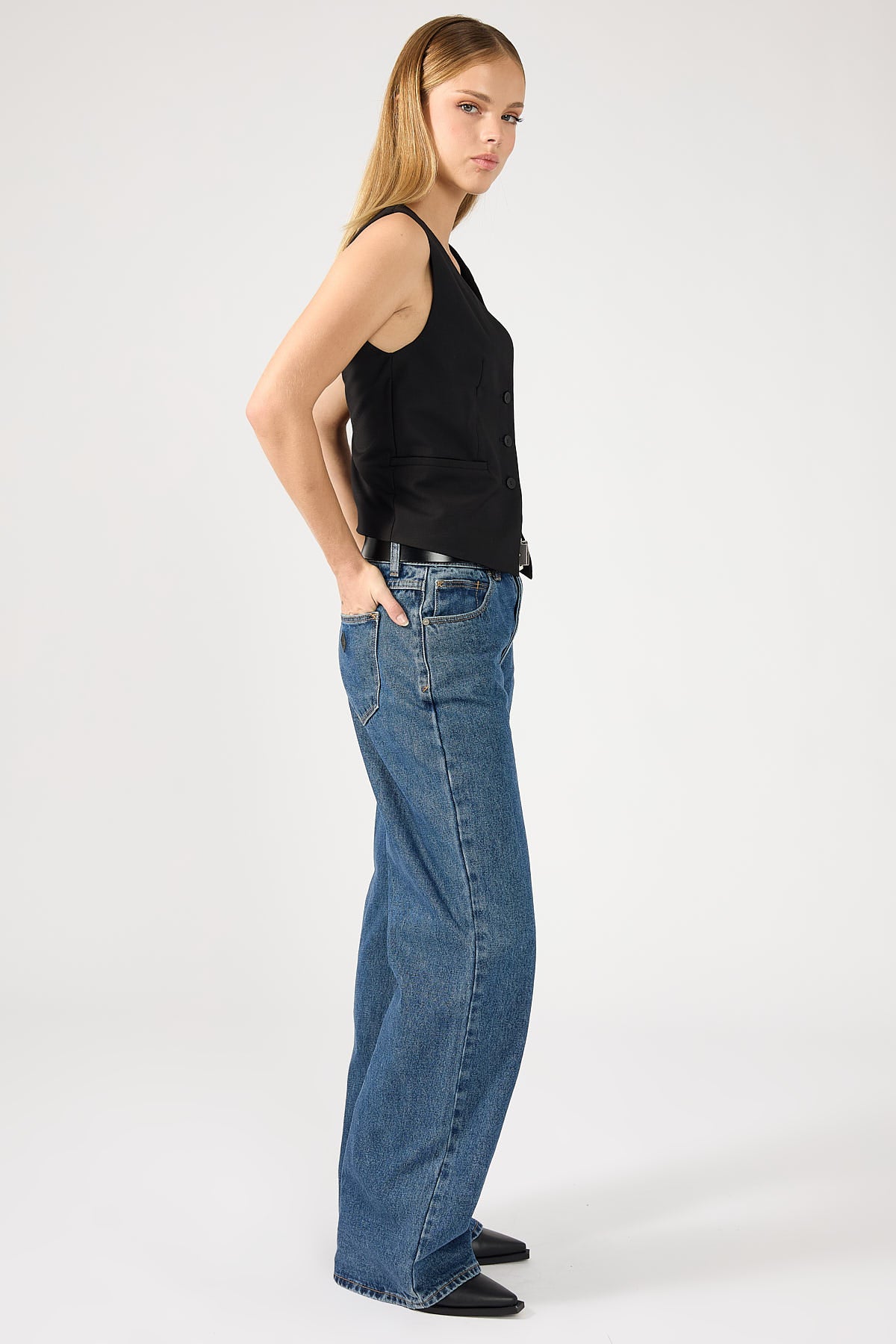 Abrand 95 Mid Rise Baggy Jean Bella