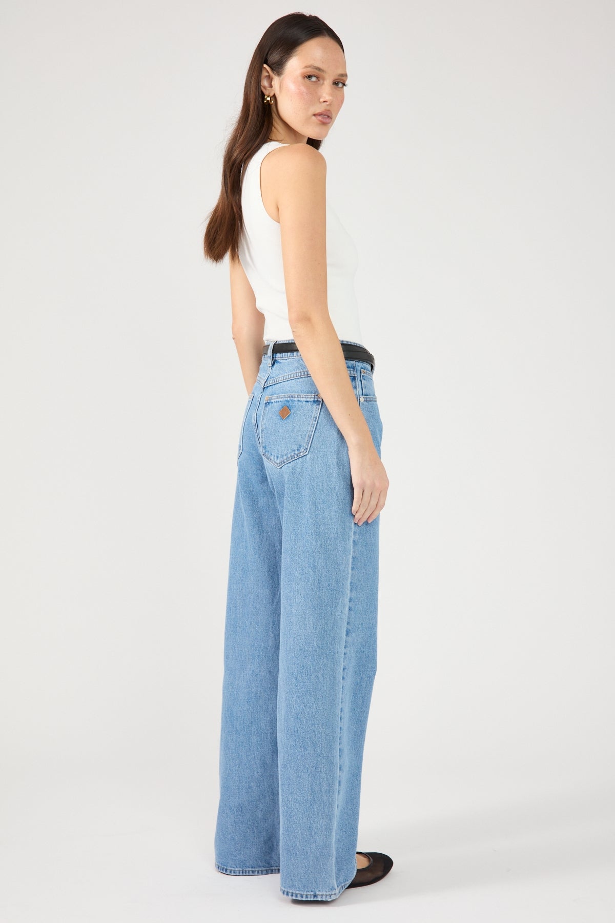 Abrand 95 Mid Rise Baggy Jean Gigi